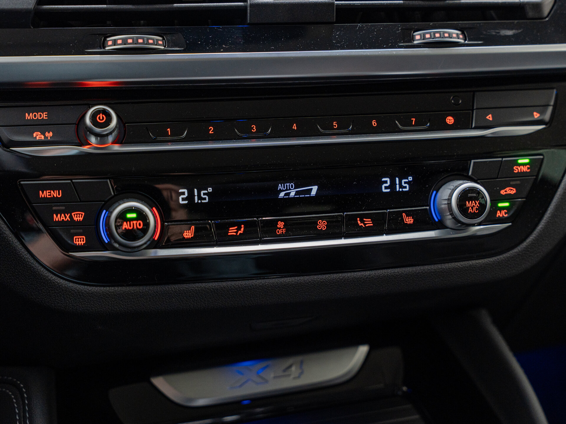 Автомобиль BMW X4 20i 2.0 AT (184 л.с.) 4WD - 18