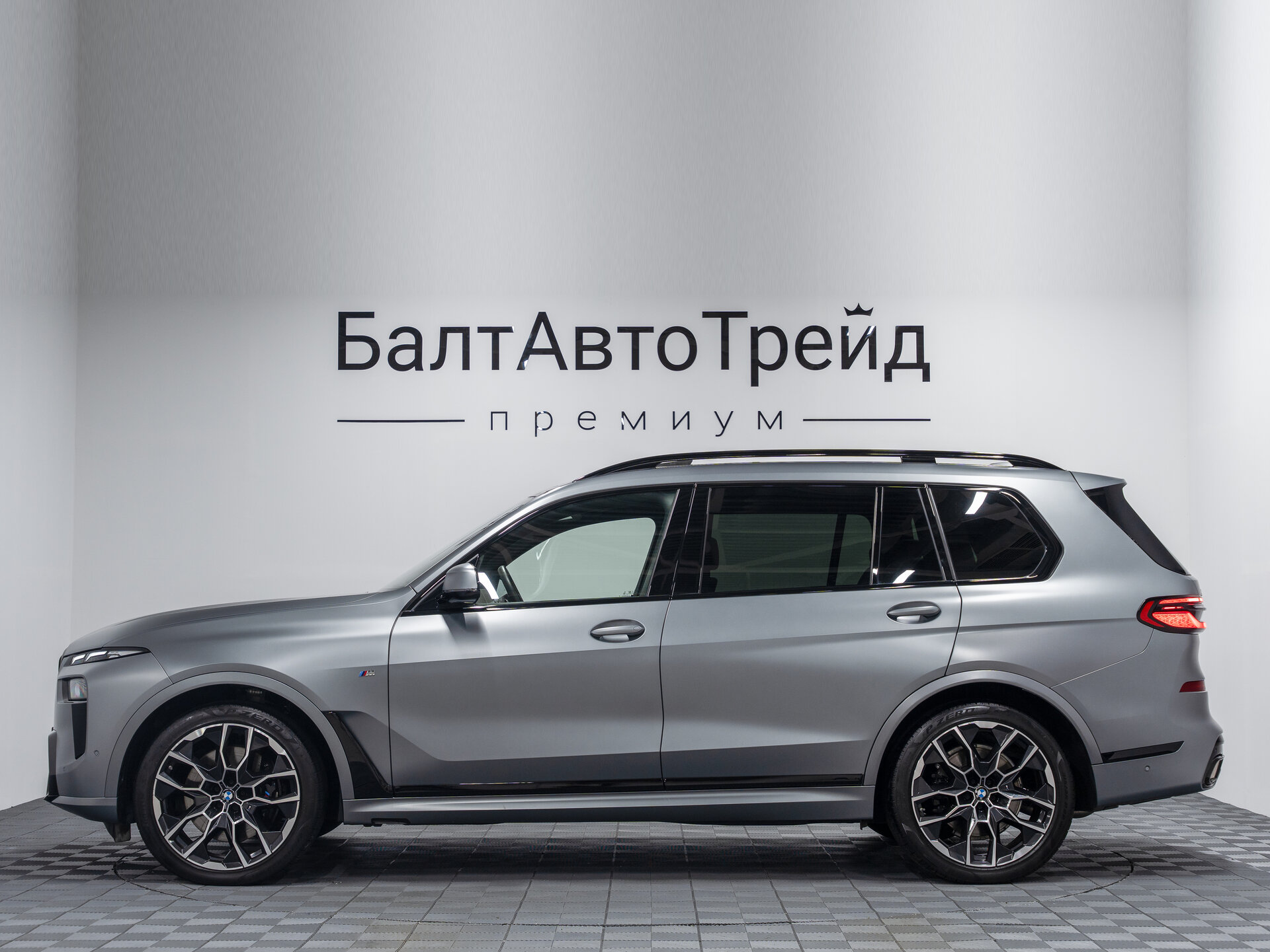 Автомобиль BMW X7 40d 3.0d AT (340 л.с.) 4WD - 11