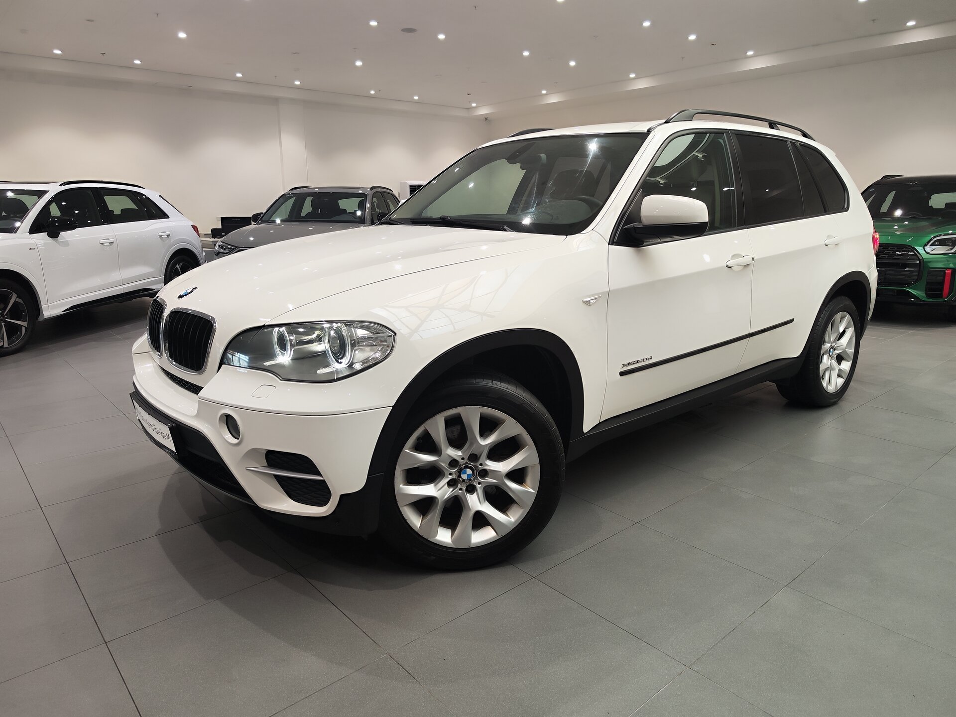 Автомобиль BMW X5 30d 3.0d AT (245 л.с.) 4WD - 1