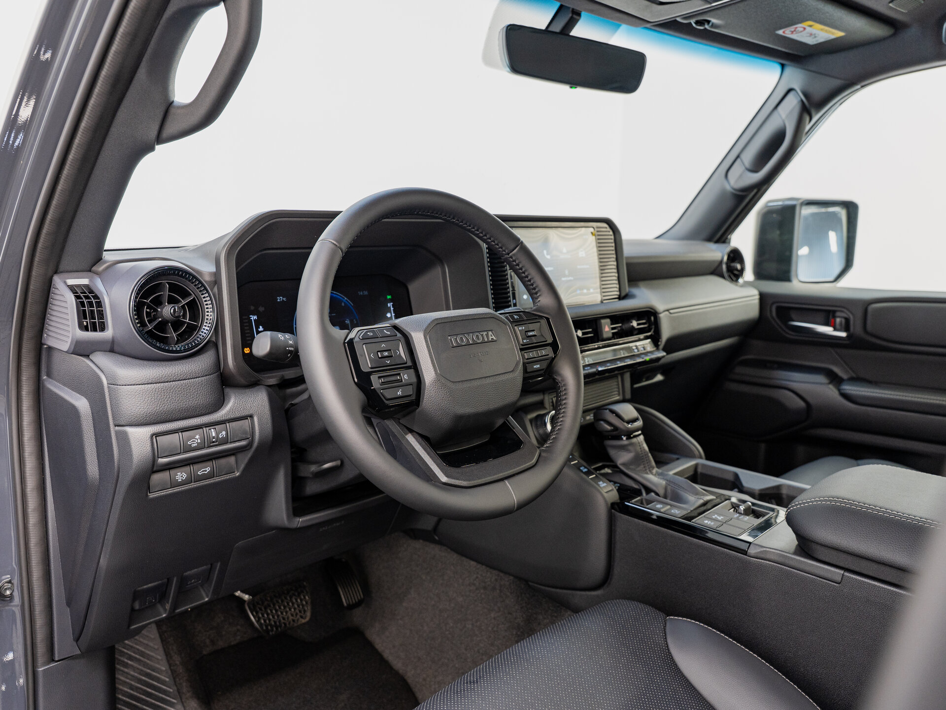 Автомобиль Toyota Land Cruiser Prado 2.8d AT (204 л.с.) 4WD - 9