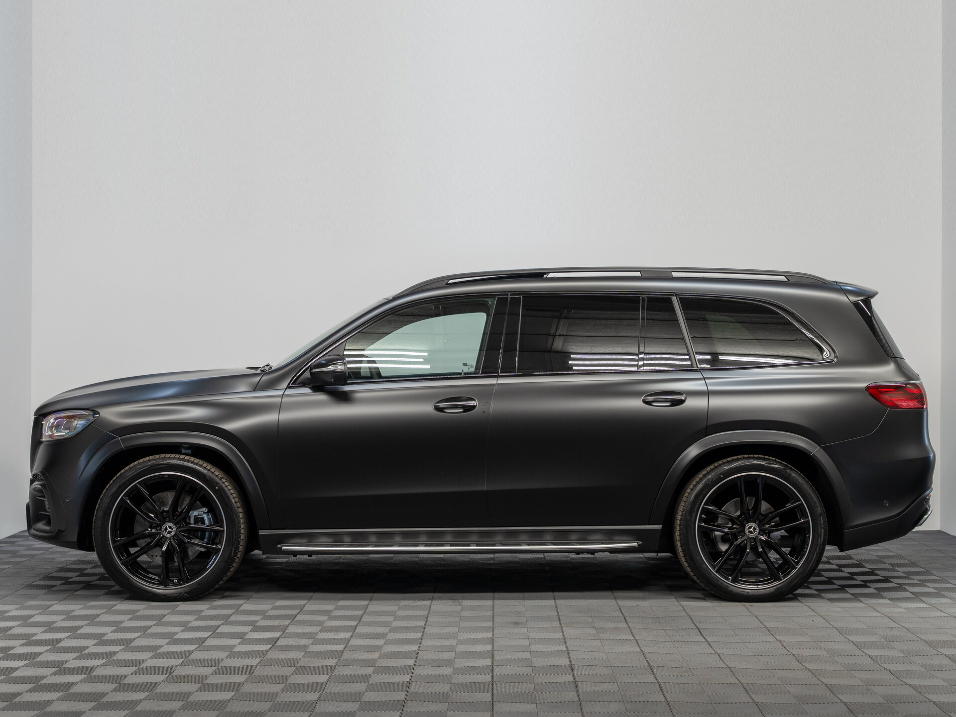 Автомобиль Mercedes-Benz GLS 450 d 3.0d AT (367 л.с.) 4WD - 8