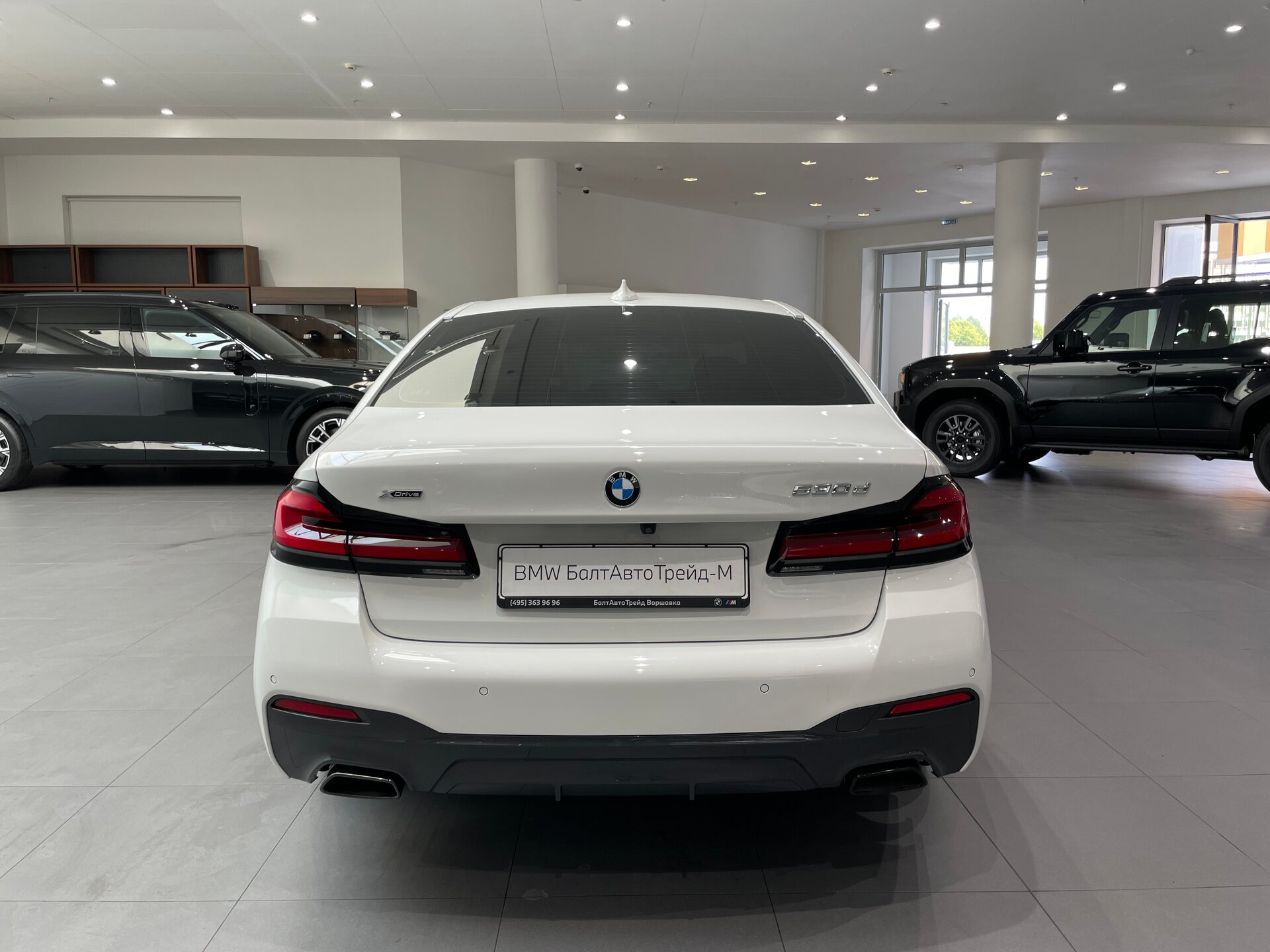 Автомобиль BMW 5 серии 530d xDrive 3.0d AT (249 л.с.) 4WD - 5