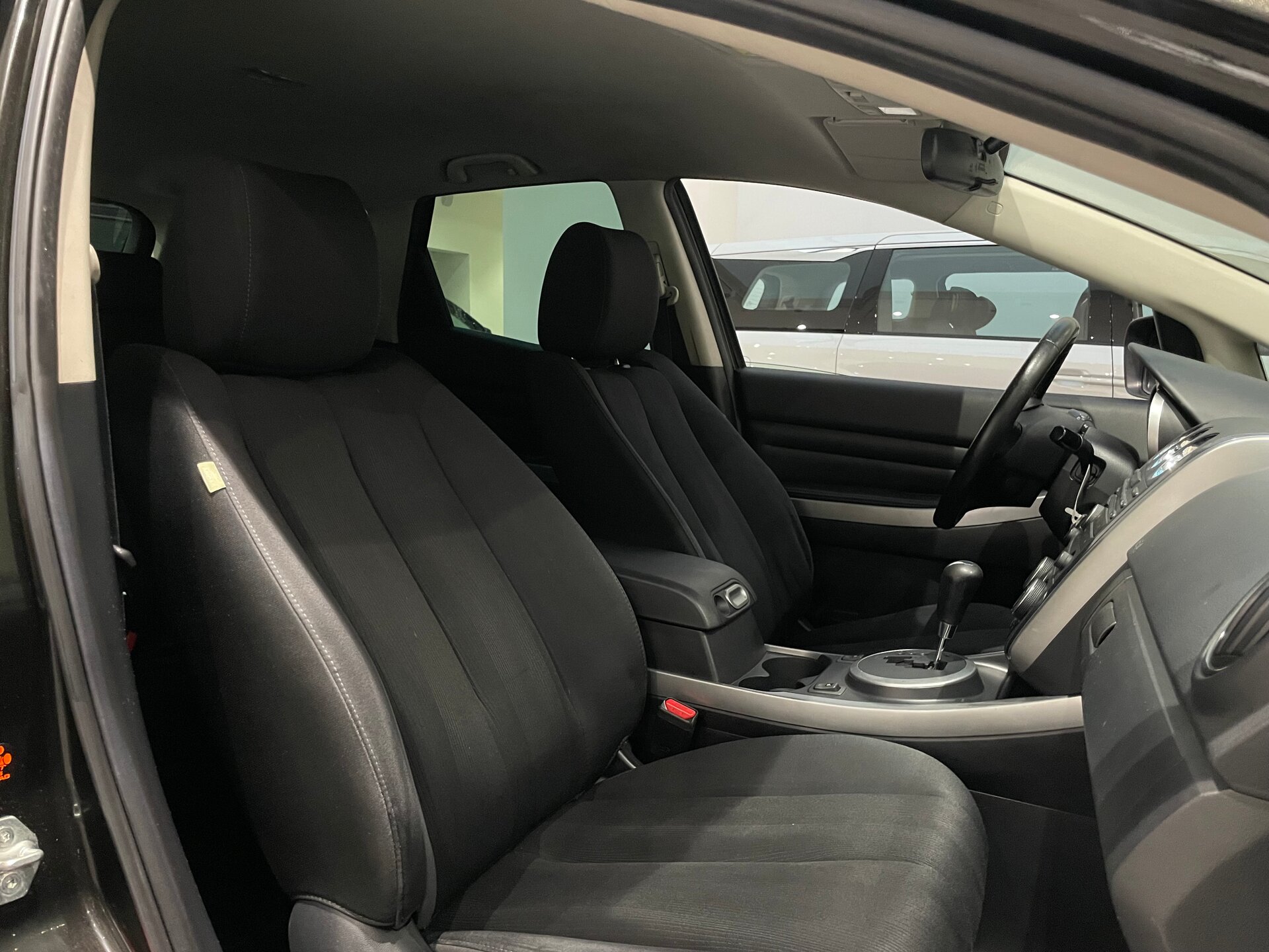 Автомобиль Mazda CX-7 2.5 AT (163 л.с.) - 12