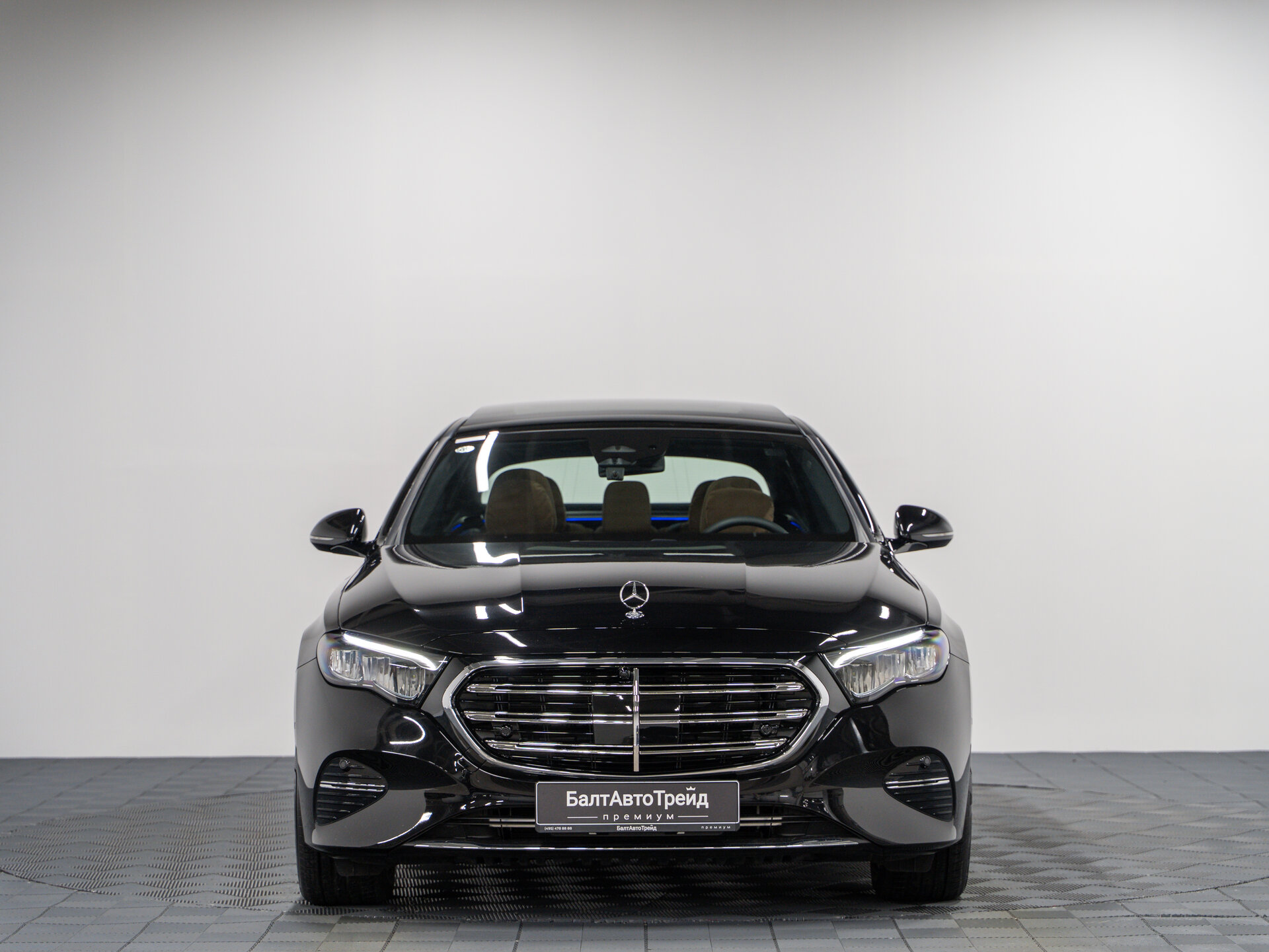 Автомобиль Mercedes-Benz E-Класс 260 L 2.0 AT (204 л.с.) 4WD - 4