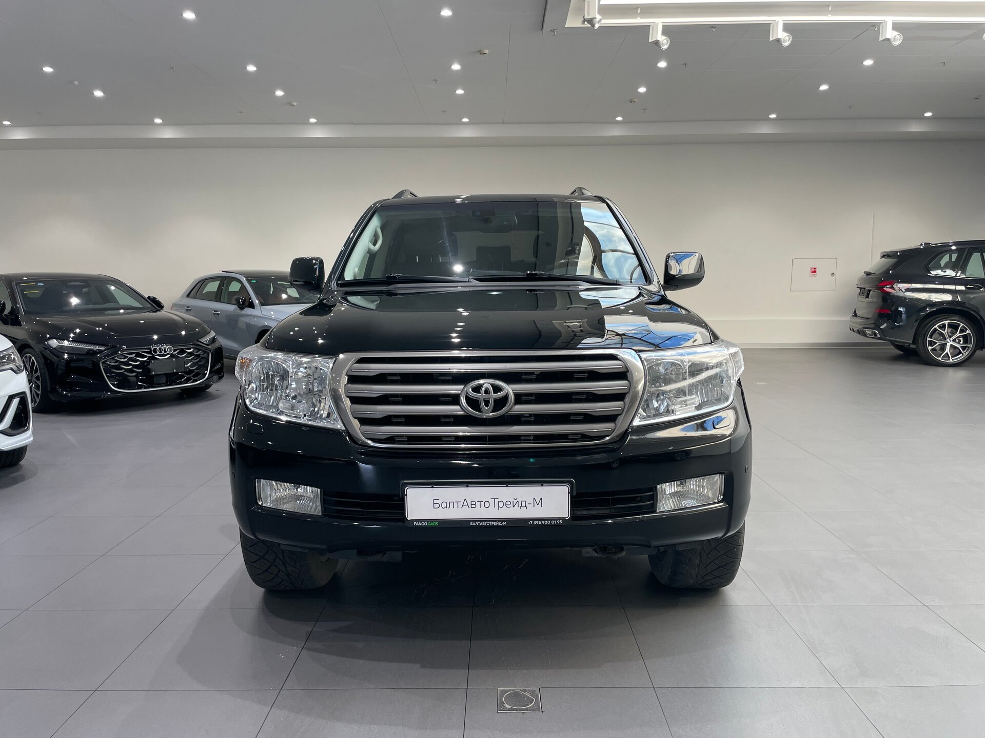 Автомобиль Toyota Land Cruiser 4.5d AT (235 л.с.) 4WD - 2