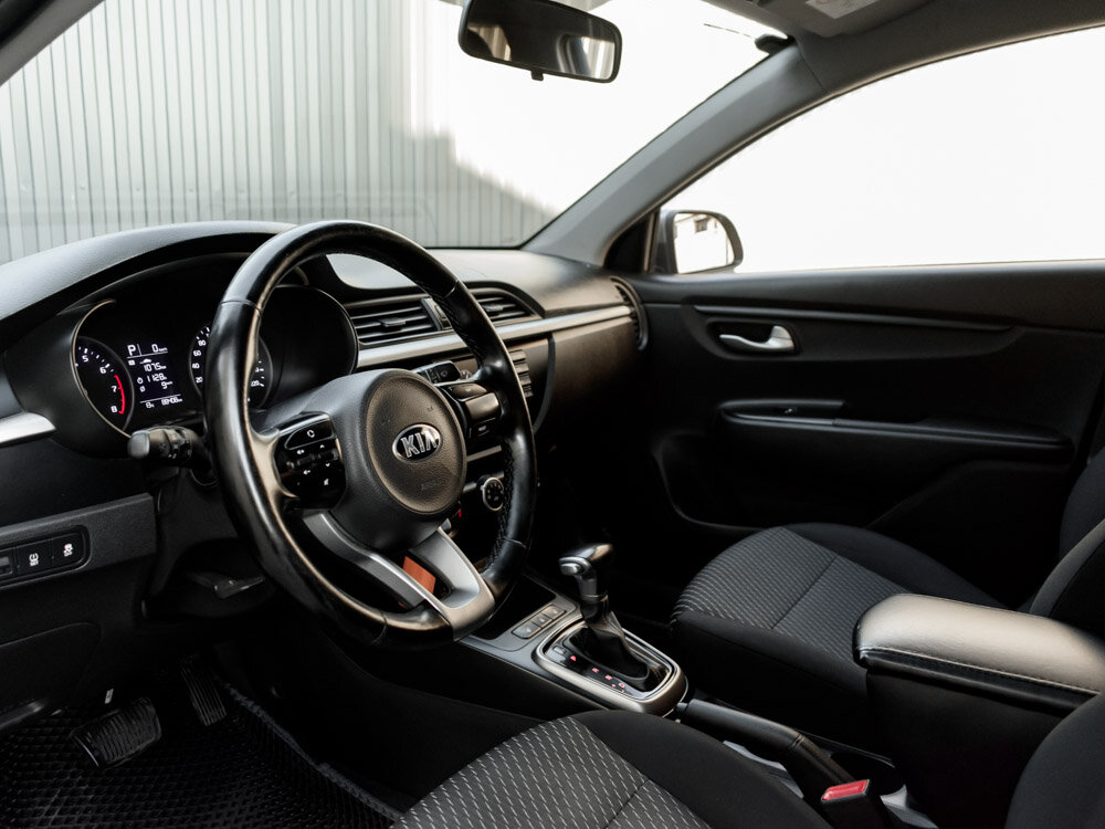 Купить Kia Rio 1.4 AT (100 л.с.), 2019 в Екатеренбурге