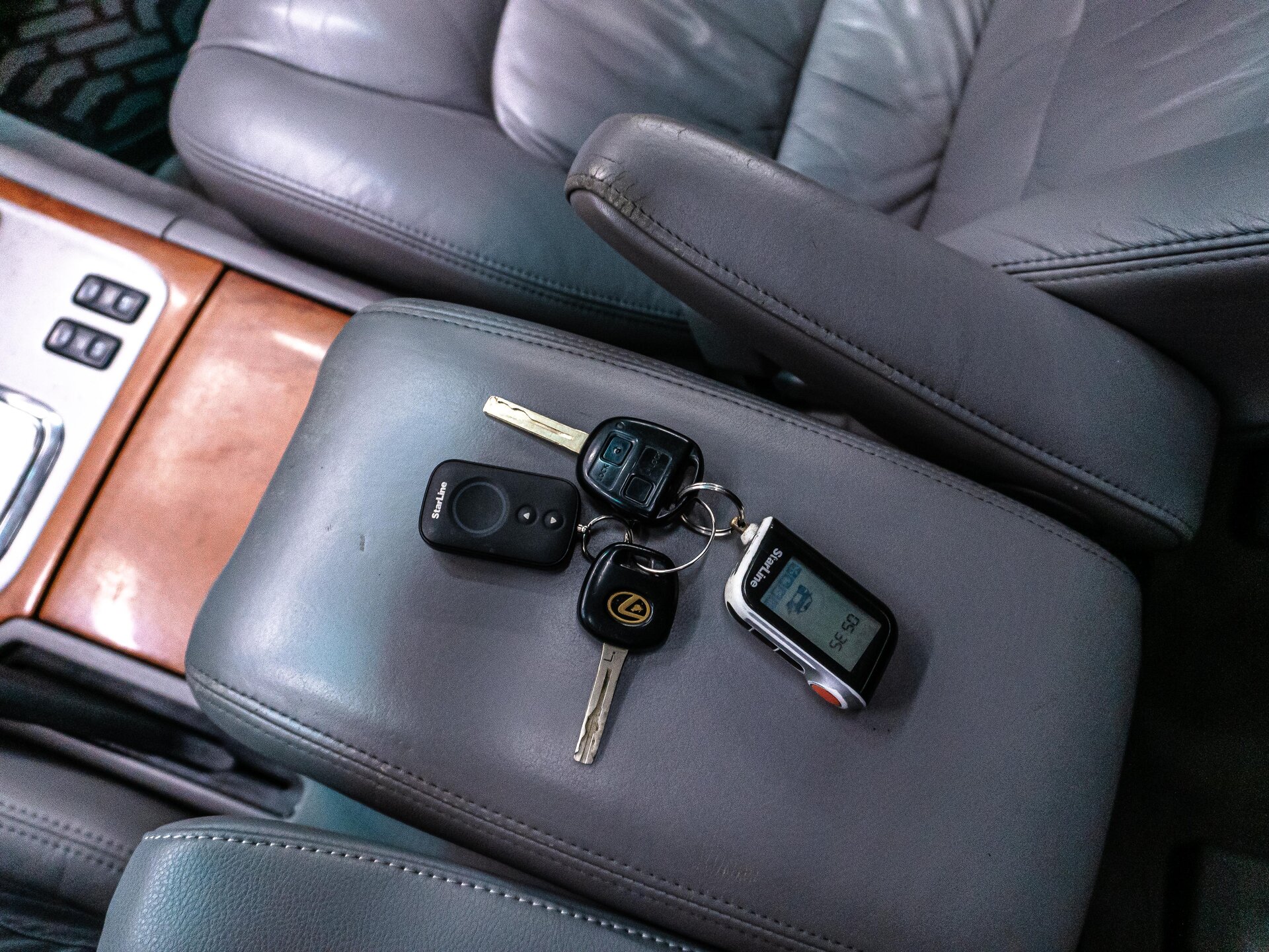 Lexus LX 2007 29