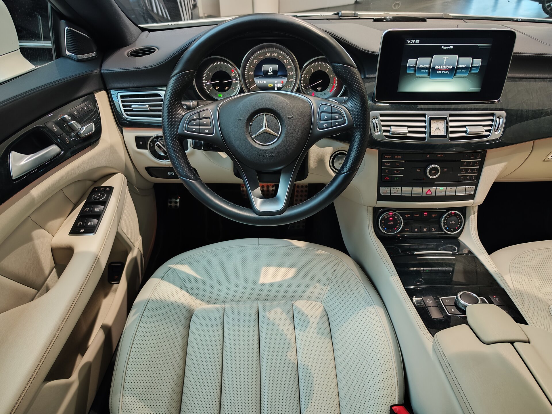 Автомобиль Mercedes-Benz CLS 400 3.0 AT (333 л.с.) 4WD - 17