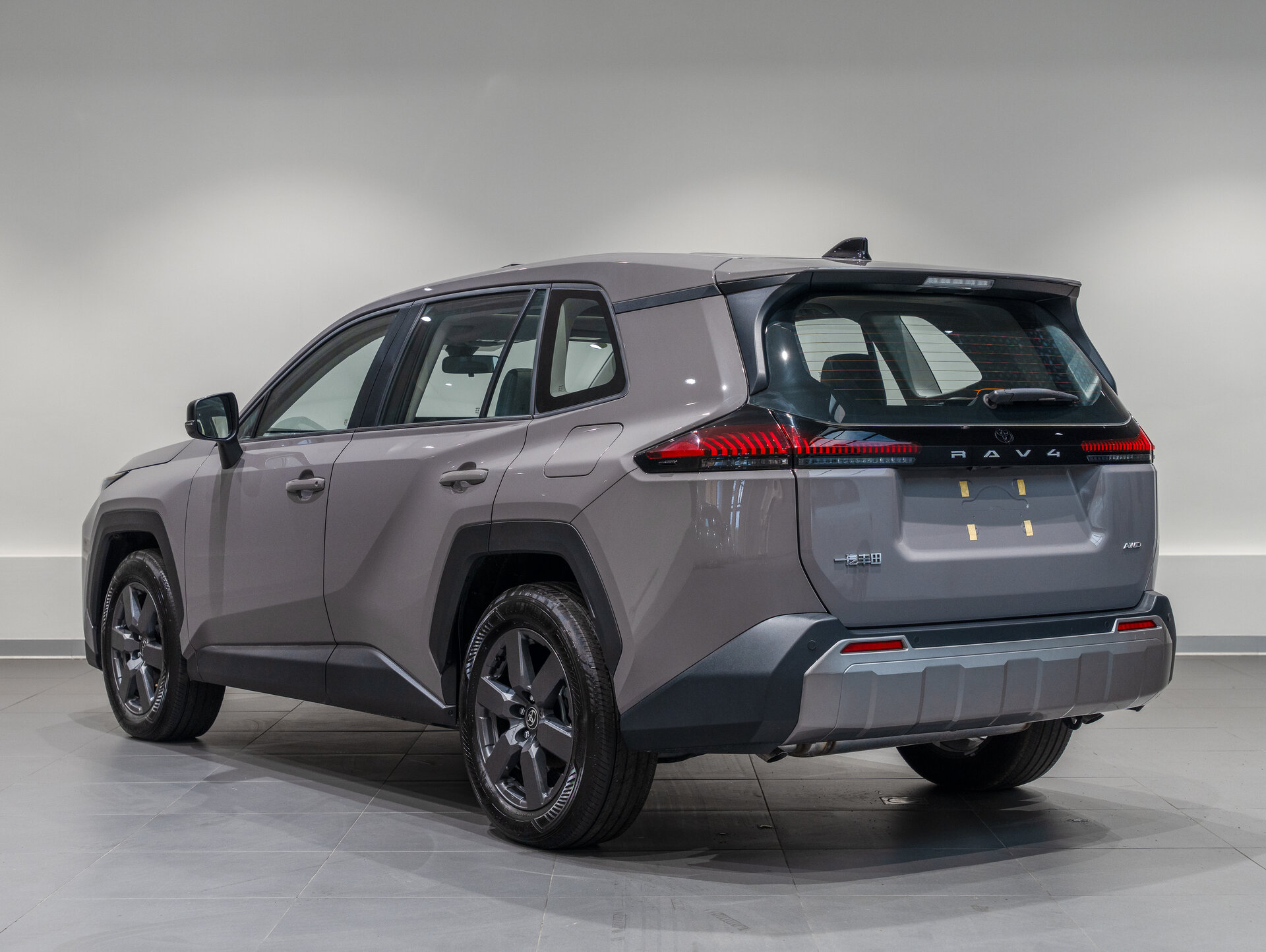 Автомобиль Toyota RAV4 2.0 CVT (171 л.с.) 4WD - 6
