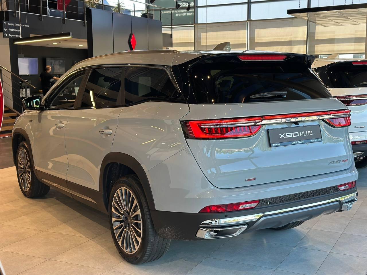 Jetour X90+ Премиум 7 мест 2026