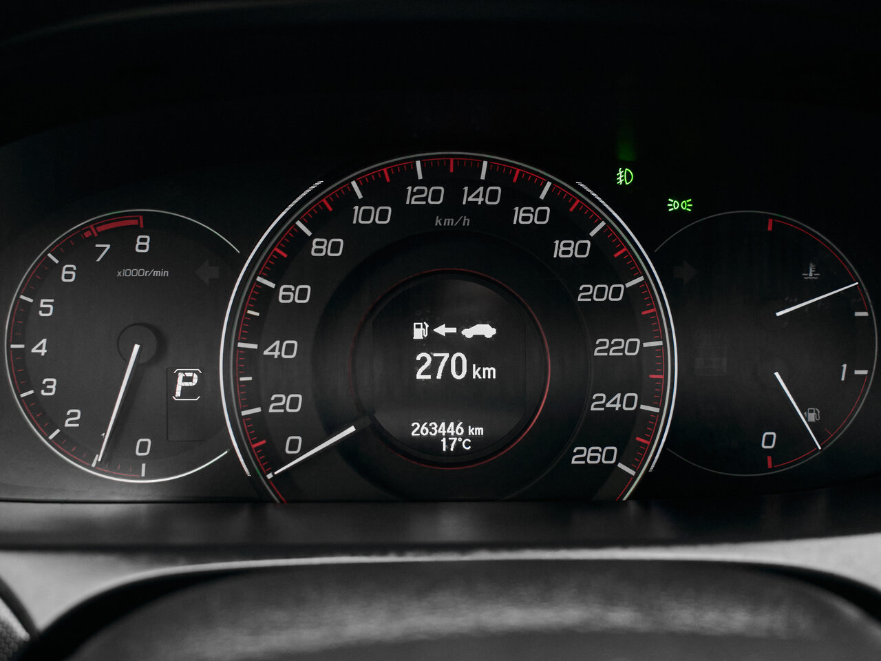 Купить Honda Accord 2.4 AT (180 л.с.), 2013 в Екатеренбурге