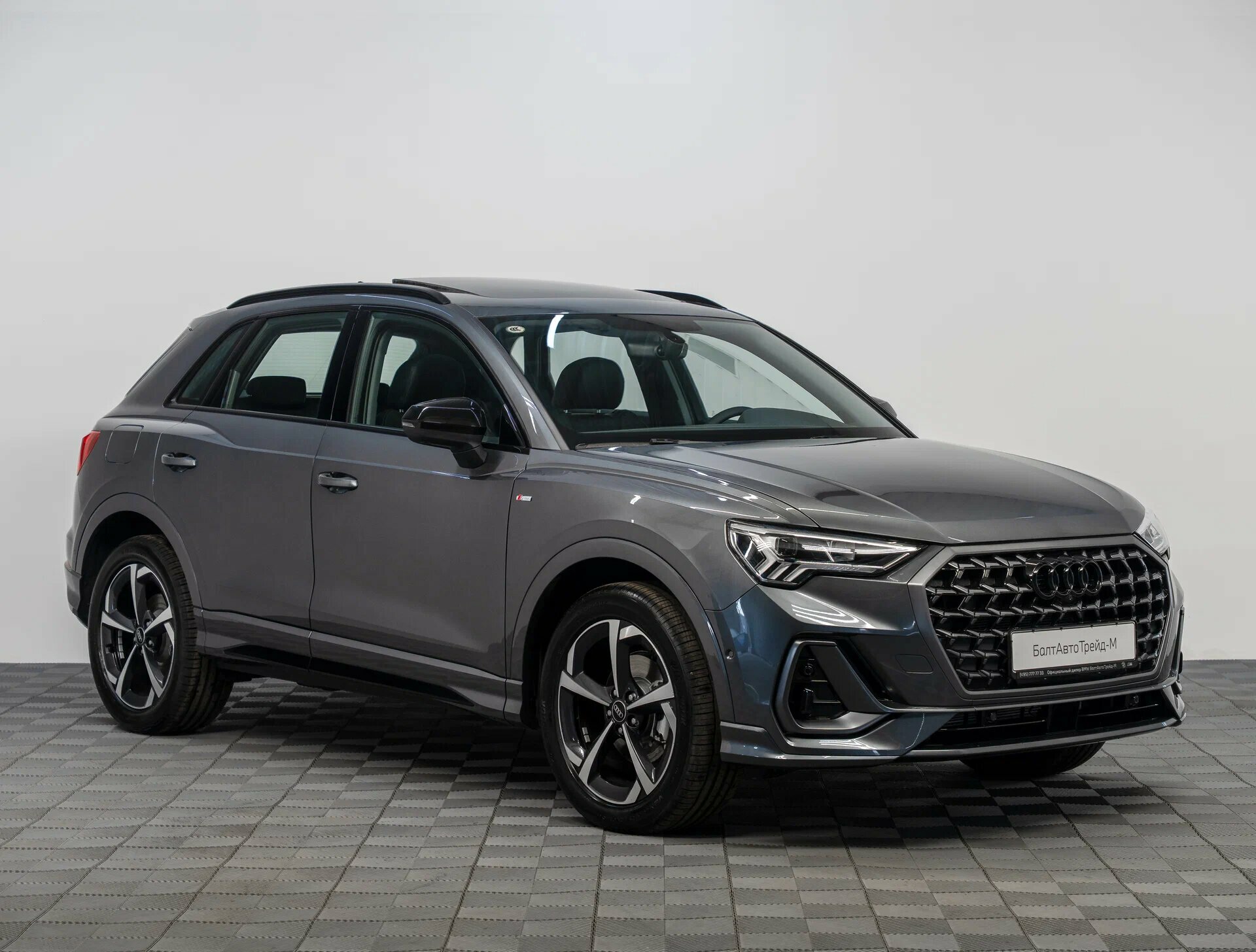 Автомобиль Audi Q3 35 TFSI 1.5 AMT (160 л.с.) - 3