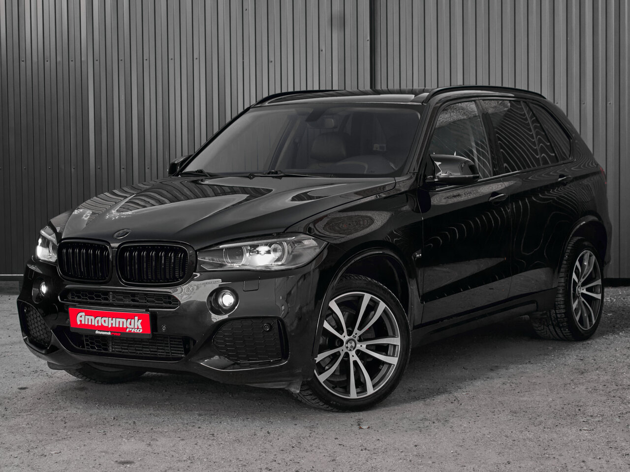 Купить BMW X5 35i 3.0 AT (306 л.с.) 4WD, 2014 в Екатеренбурге