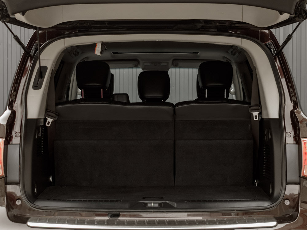 Купить Infiniti QX56 5.6 AT (405 л.с.) 4WD, 2011 в Екатеренбурге