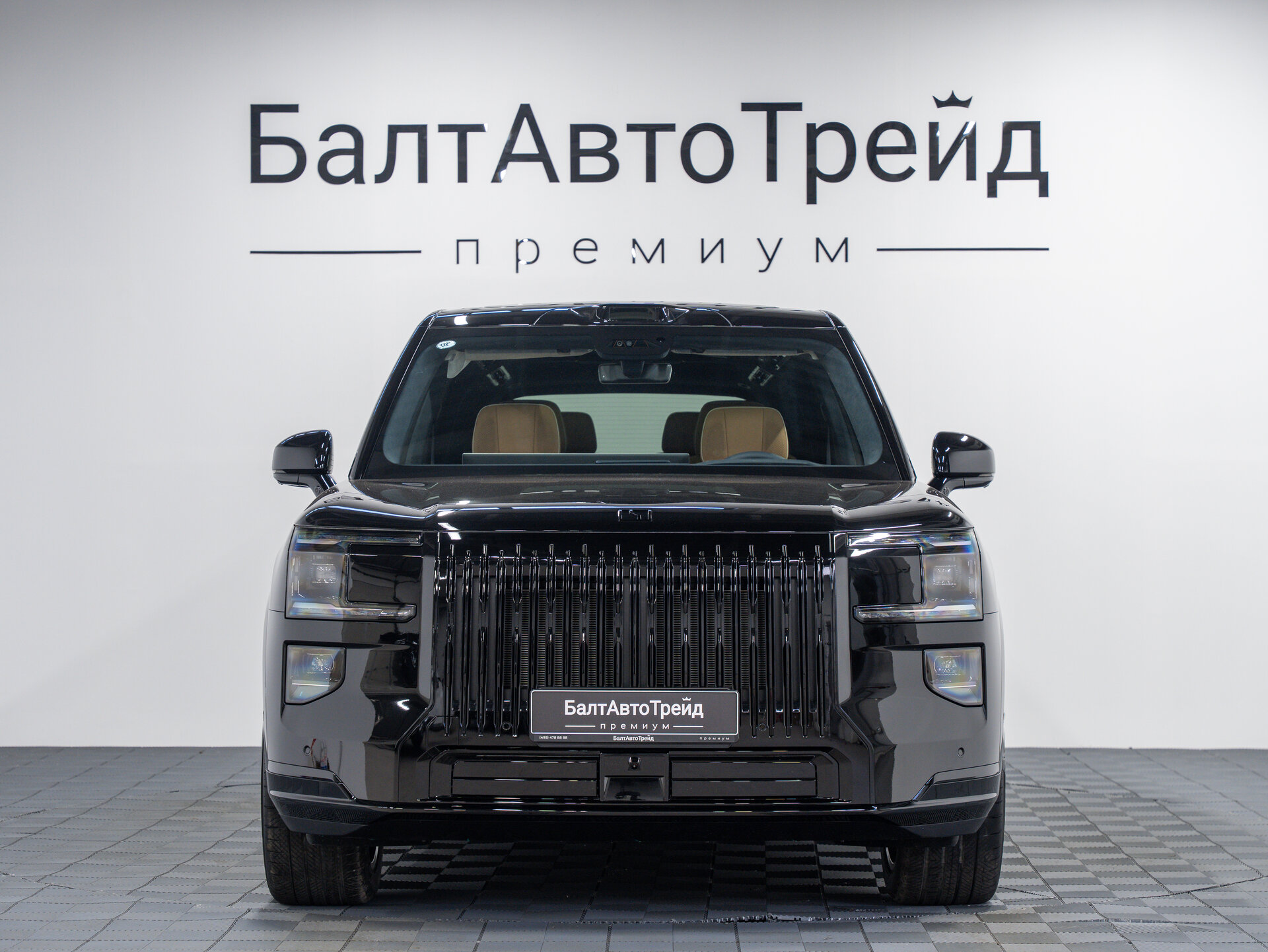 Автомобиль Zeekr 9X 55 kWh (до 3.5 т) 2.0hyb AT (898 л.с.) 4WD - 7