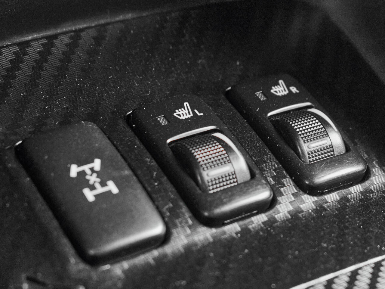 Купить Toyota Land Cruiser Prado 5-speed 4.0 AT (249 л.с.) 4WD, 2006 в Екатеренбурге