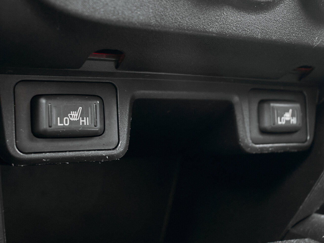 Купить Mitsubishi ASX 1.6 MT (117 л.с.), 2014 в Екатеренбурге