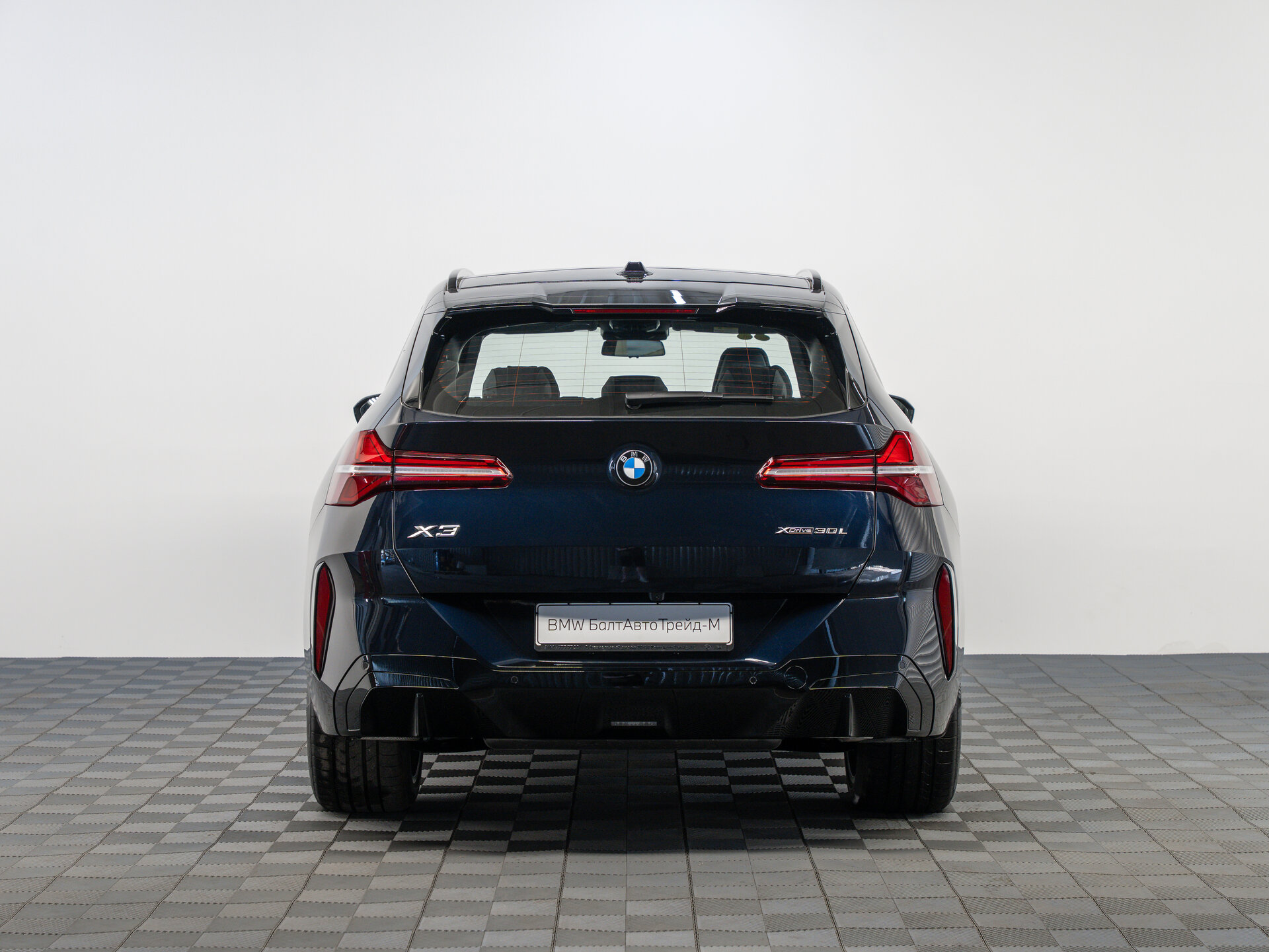 Автомобиль BMW X3 30L xDrive 2.0 AT (258 л.с.) 4WD - 7