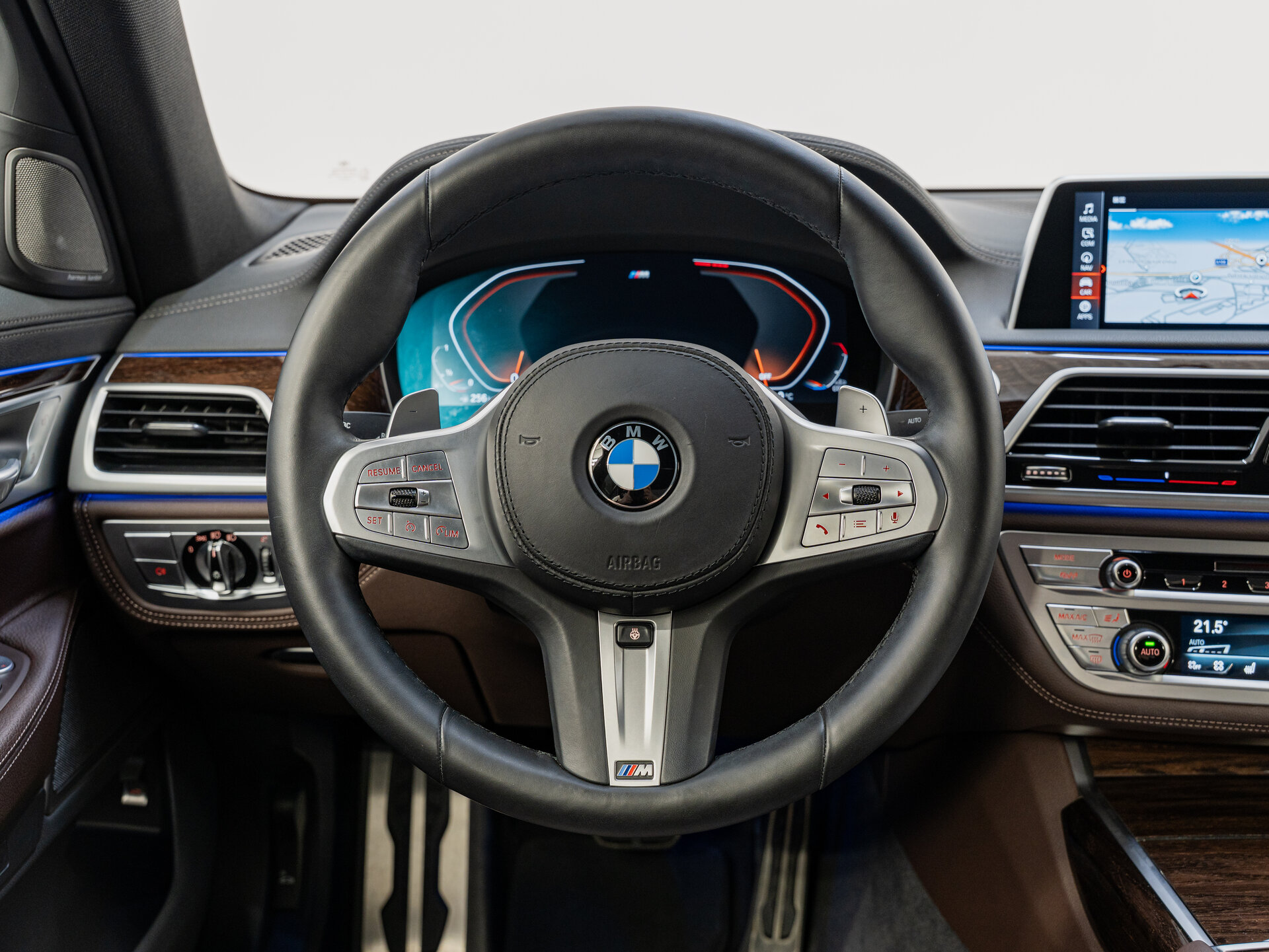 Автомобиль BMW 7 серии 730i 2.0 AT (249 л.с.) - 13