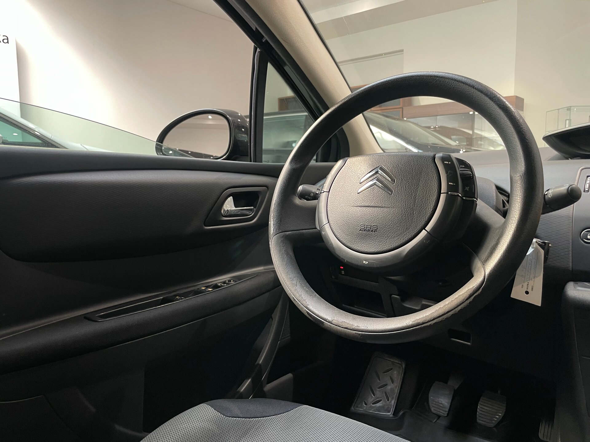 Автомобиль Citroen C4 1.6 MT (109 л.с.) - 16