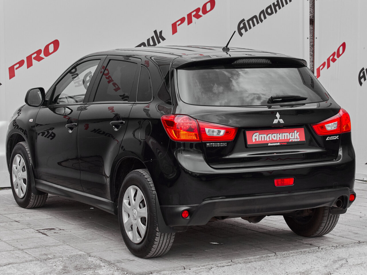 Купить Mitsubishi ASX 1.6 MT (117 л.с.), 2014 в Екатеренбурге