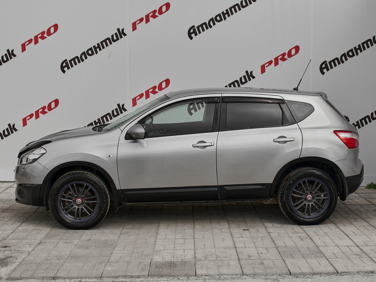 Купить Nissan Qashqai 1.6 CVT (117 л.с.), 2012 в Екатеренбурге