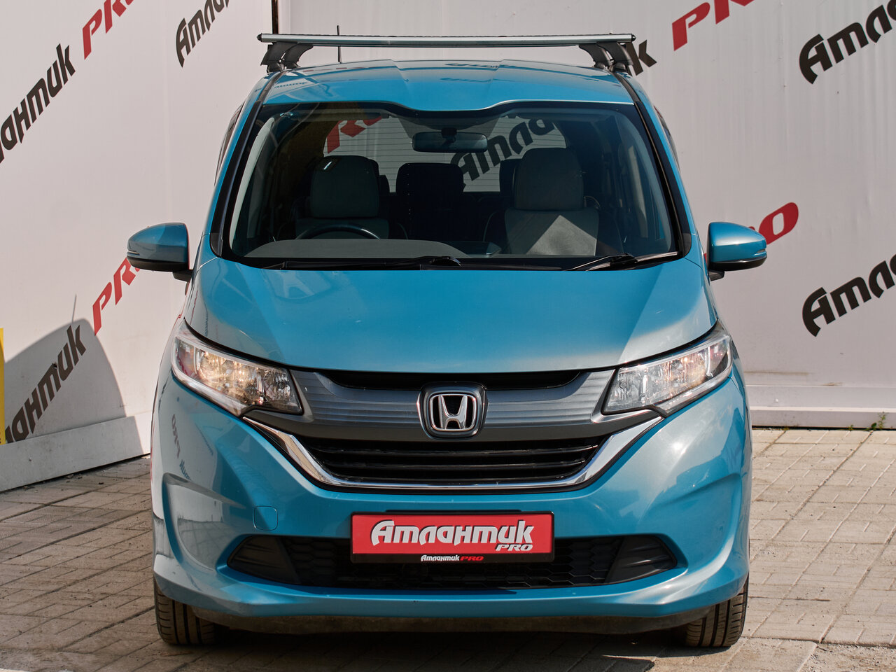 Купить Honda Freed 1.5 CVT (131 л.с.), 2016 в Екатеренбурге