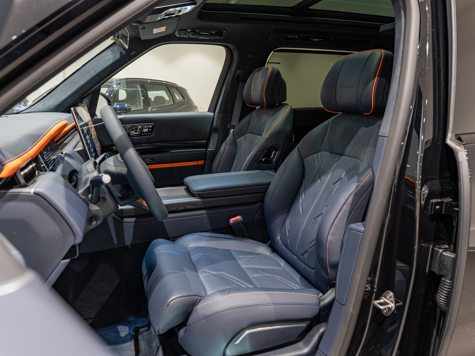 Автомобиль Zeekr 9X 70 kWh 2.0hyb AT (1401 л.с.) 4WD - 20