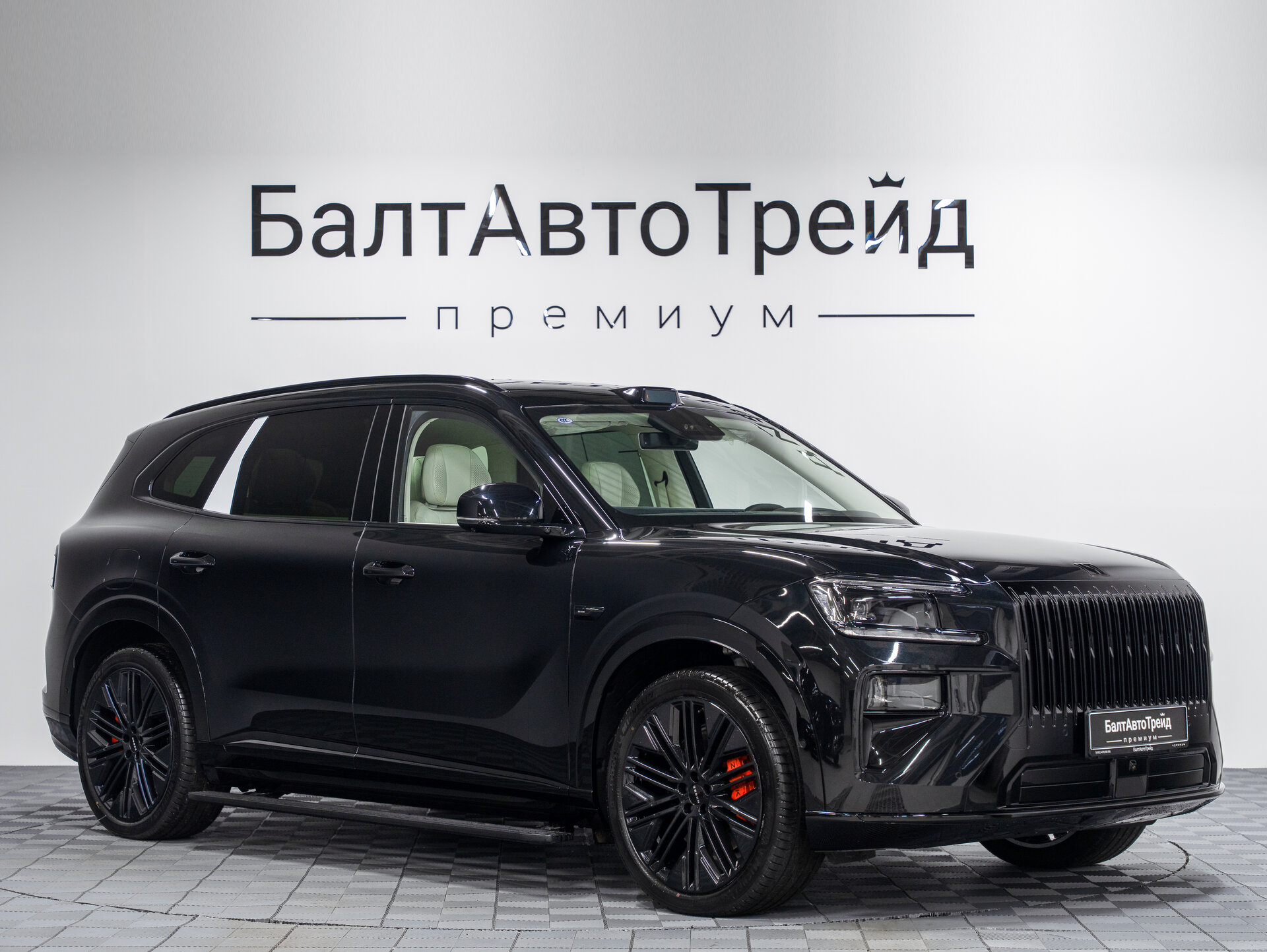 Автомобиль Zeekr 8X 70 kWh 2.0hyb AT (898 л.с.) 4WD - 5
