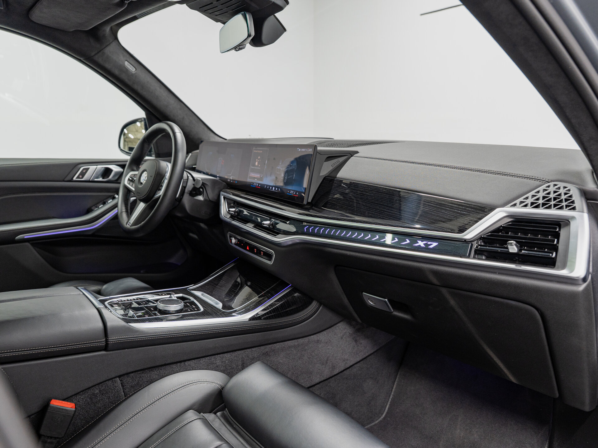 Автомобиль BMW X7 40d 3.0d AT (340 л.с.) 4WD - 14