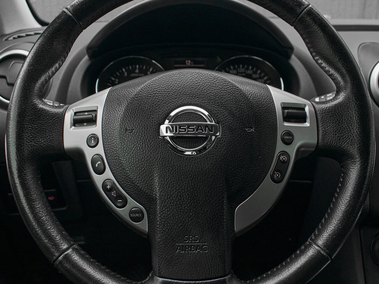 Купить Nissan Qashqai+2 2.0 CVT (141 л.с.) 4WD, 2012 в Екатеренбурге