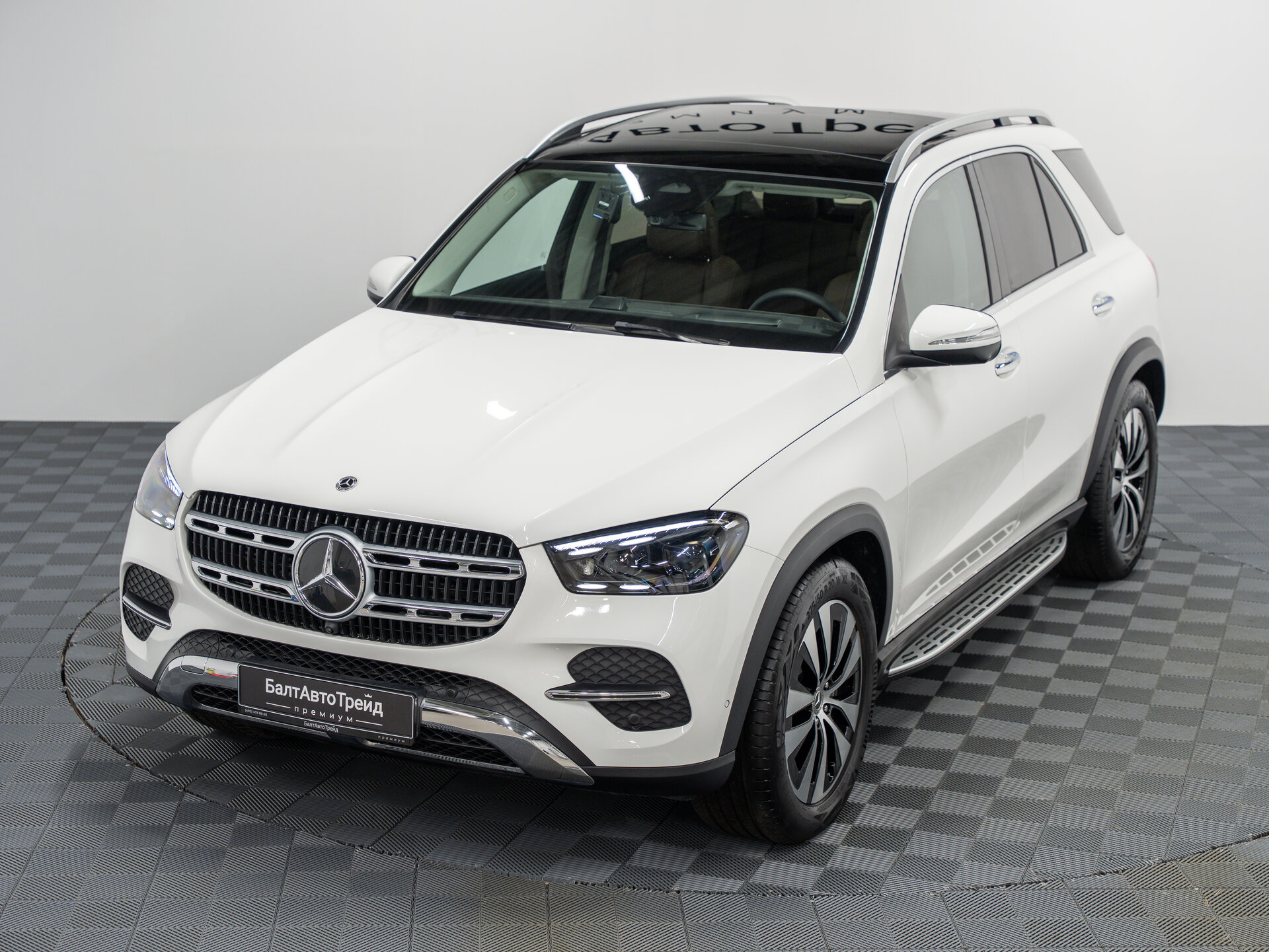 Автомобиль Mercedes-Benz GLE 300 d 2.0d AT (269 л.с.) 4WD - 13