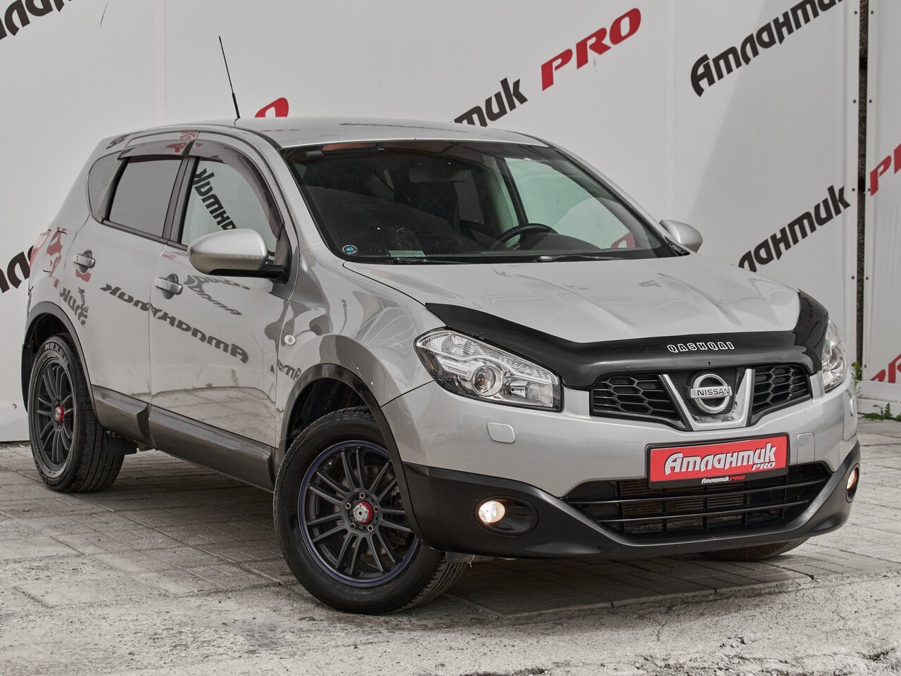 Купить Nissan Qashqai 1.6 CVT (117 л.с.), 2012 в Екатеренбурге