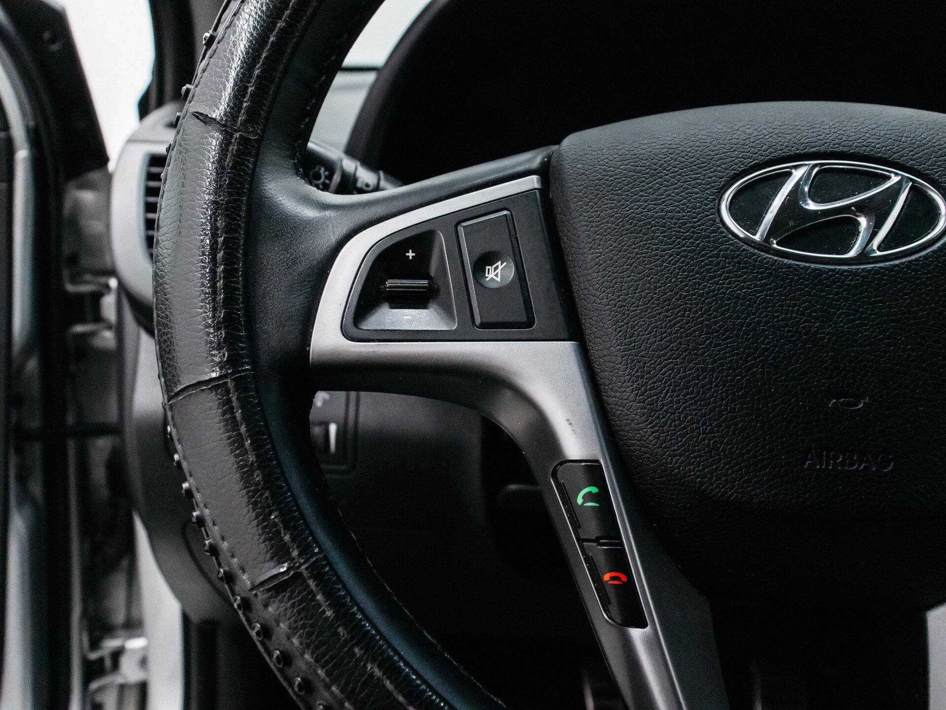 Hyundai Solaris 2015 18