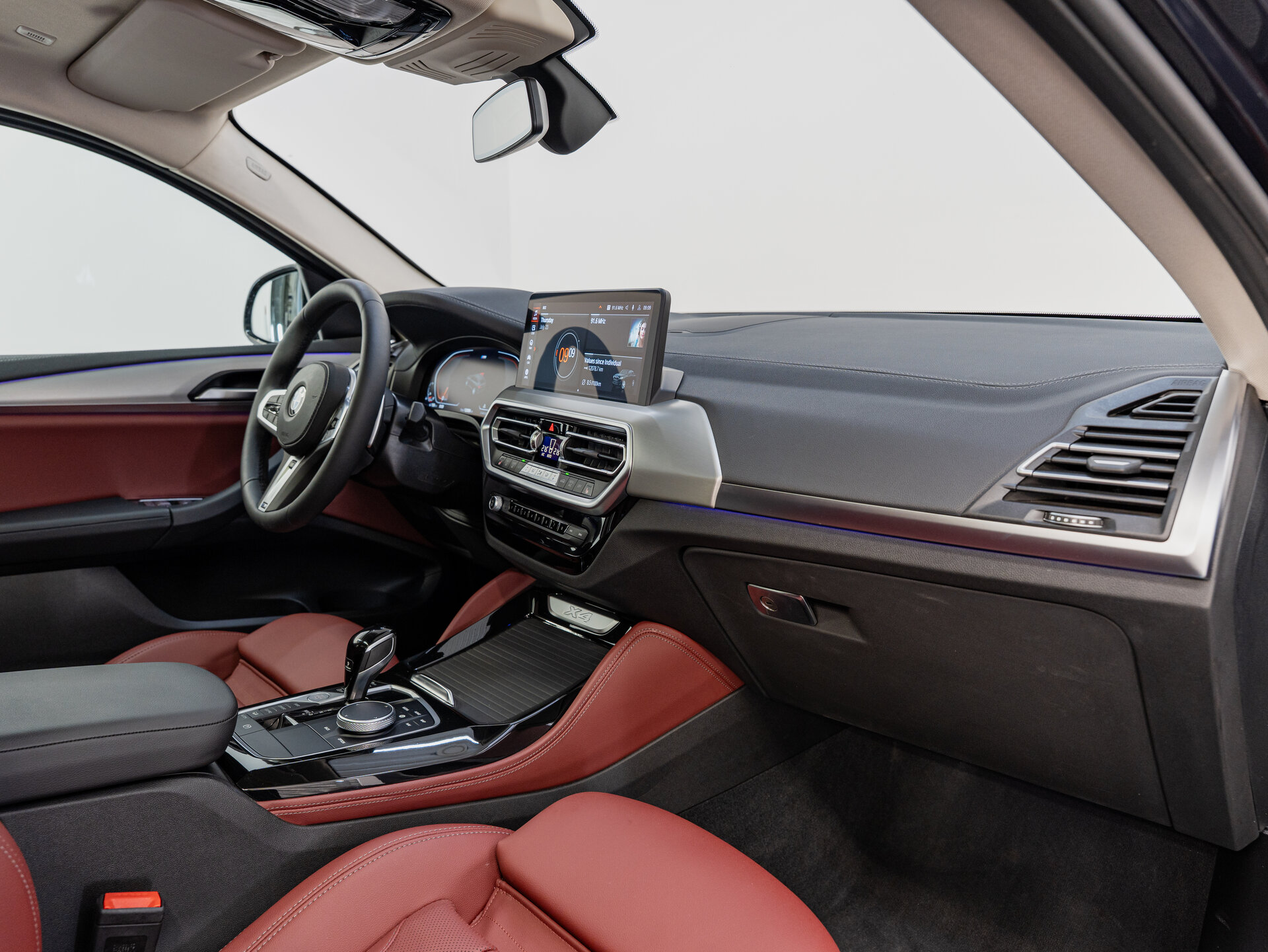 Автомобиль BMW X4 30i 2.0 AT (245 л.с.) 4WD - 13