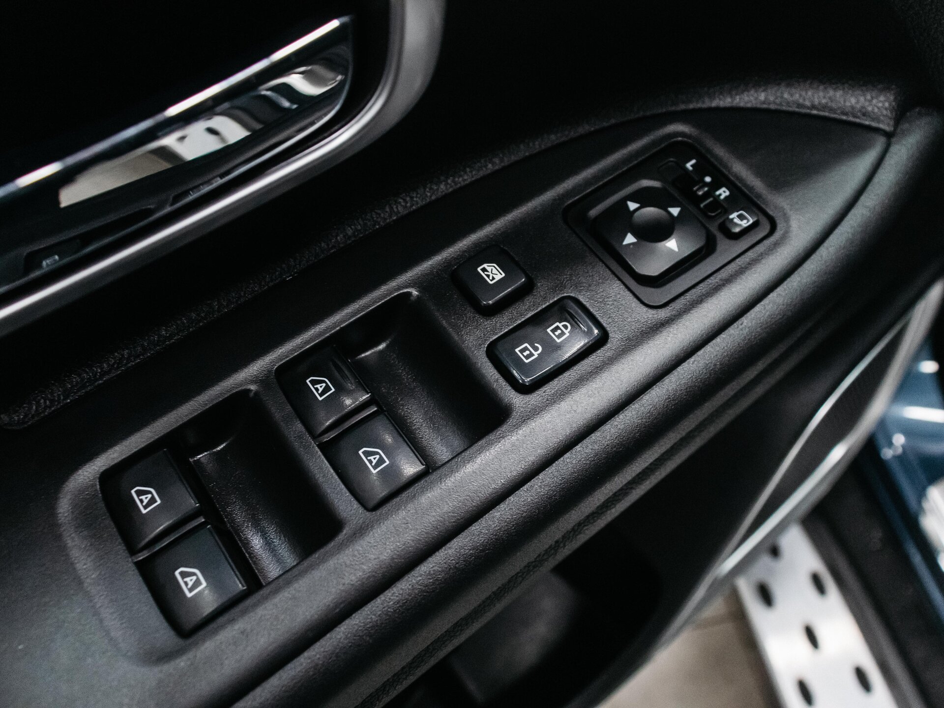 Mitsubishi Outlander 2019 10