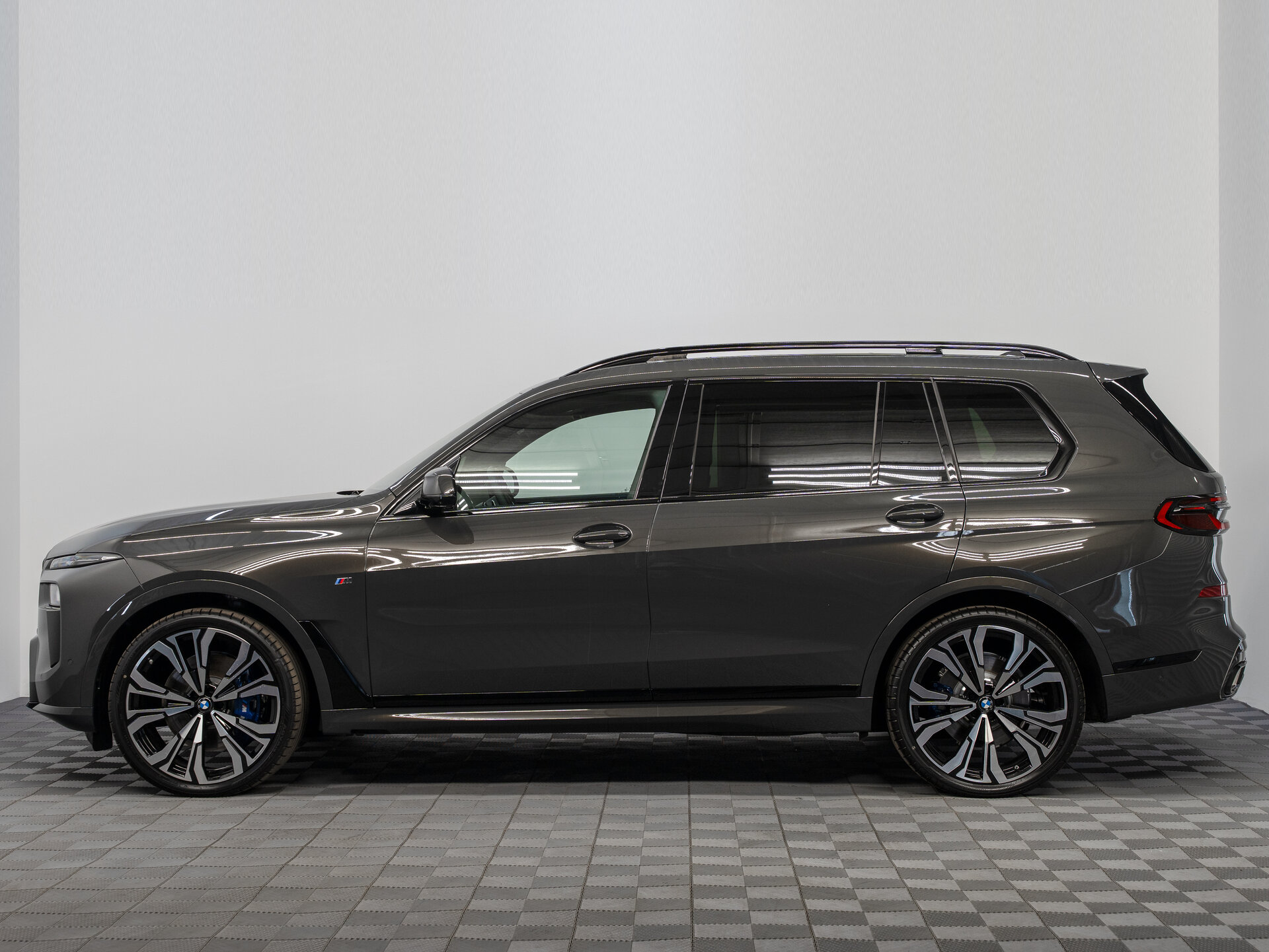Автомобиль BMW X7 40d 3.0d AT (340 л.с.) 4WD - 5