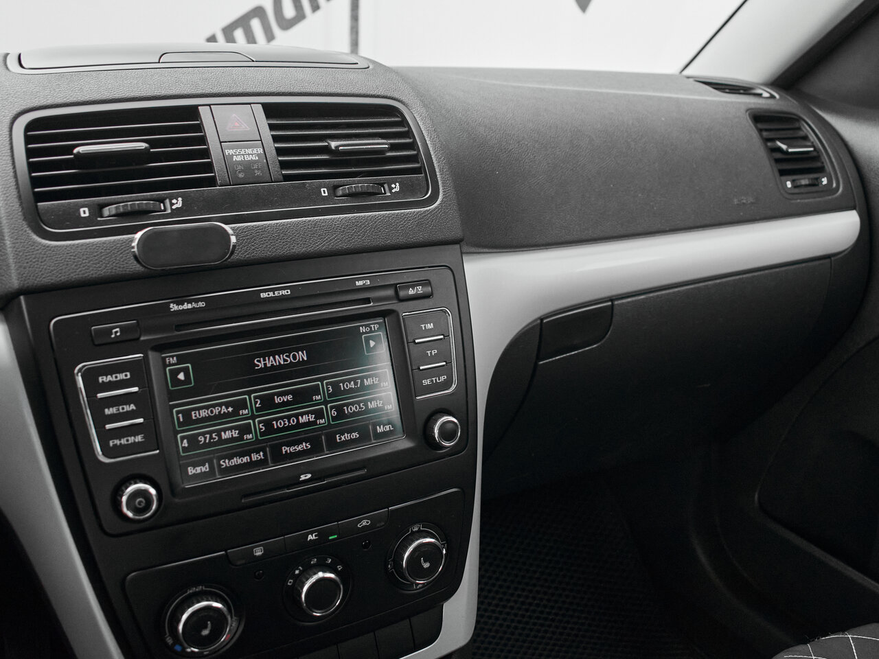 Купить Skoda Yeti 1.2 MT (105 л.с.), 2010 в Екатеренбурге