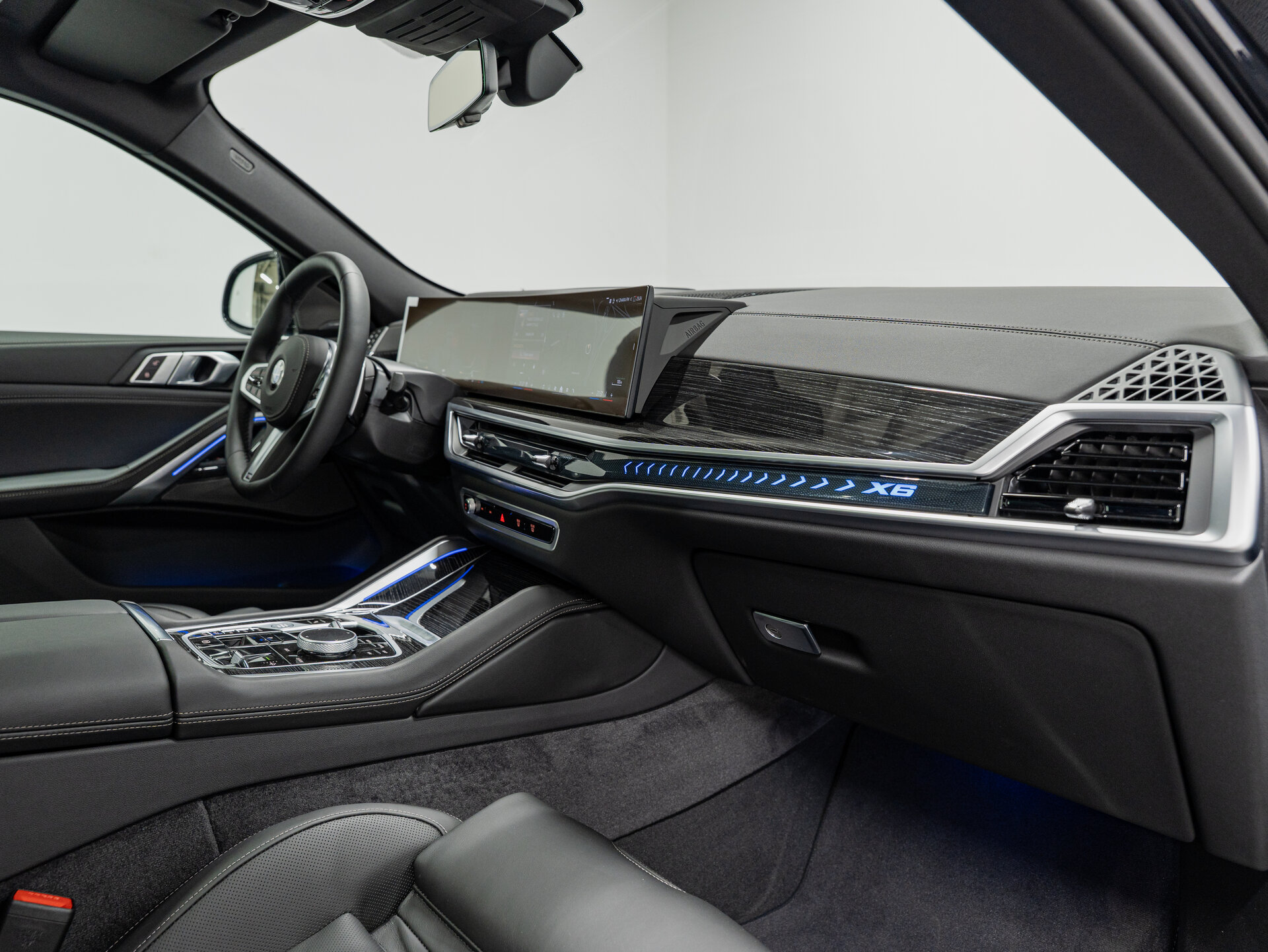 Автомобиль BMW X6 40d 3.0d AT (352 л.с.) 4WD - 14