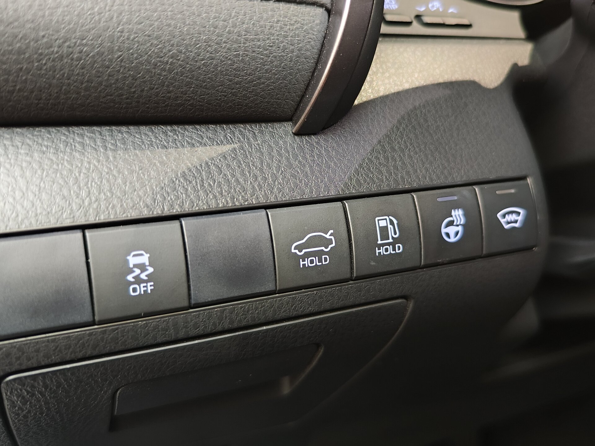 Автомобиль Toyota Camry 2.5 AT (200 л.с.) - 18