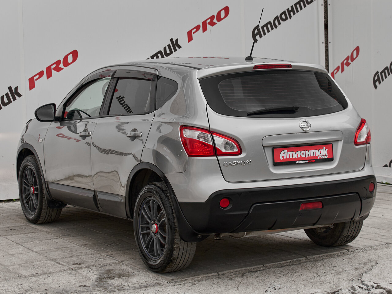 Купить Nissan Qashqai 1.6 CVT (117 л.с.), 2012 в Екатеренбурге