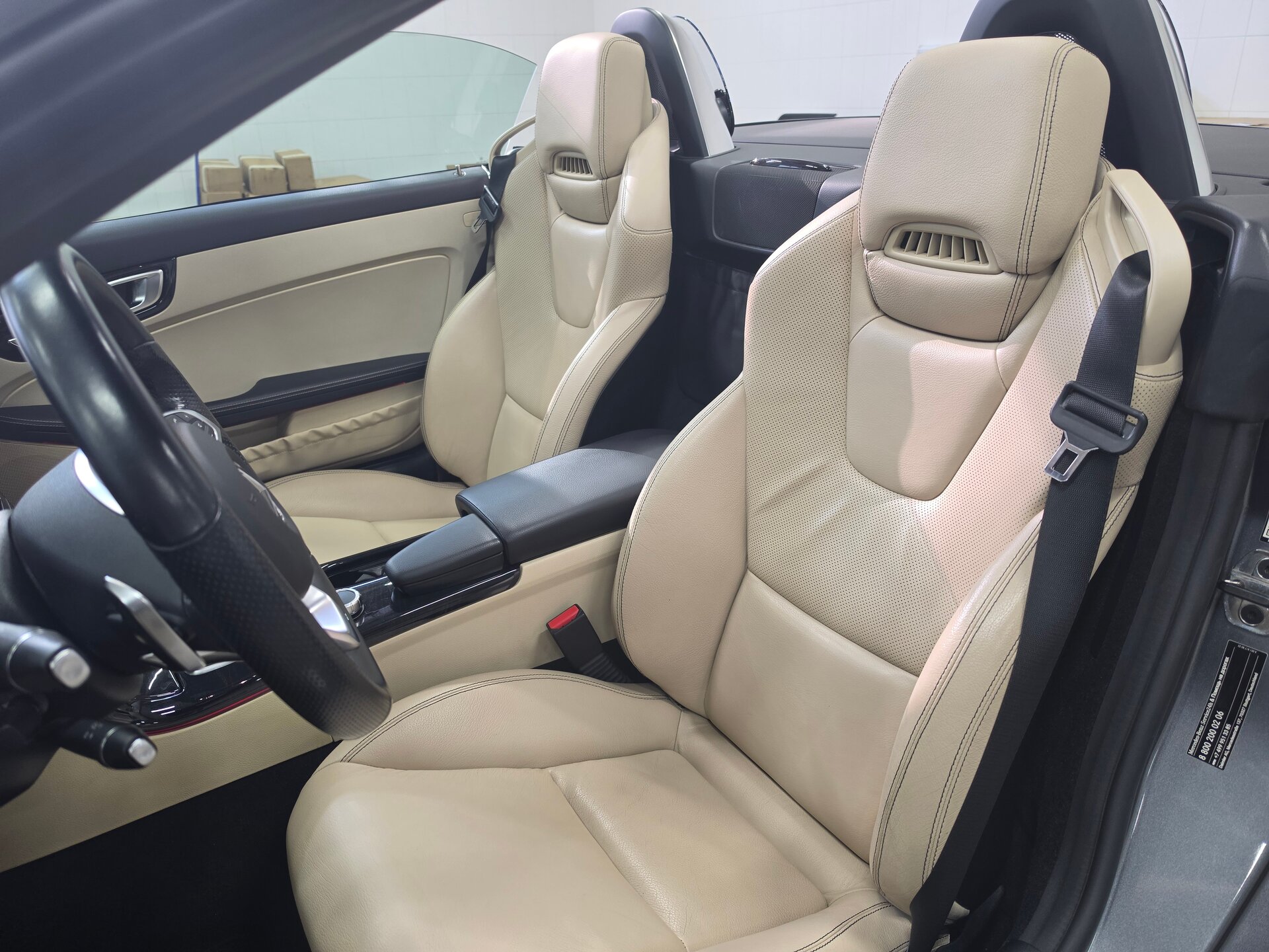 Автомобиль Mercedes-Benz SLC 200 2.0 AT (184 л.с.) - 8