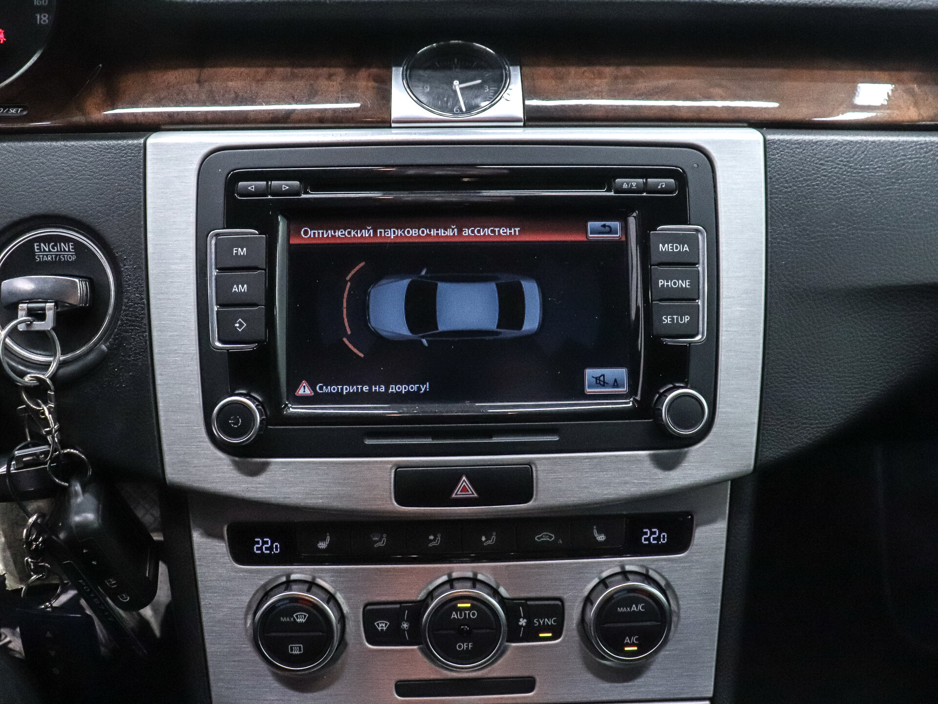 Volkswagen Passat 2012 16