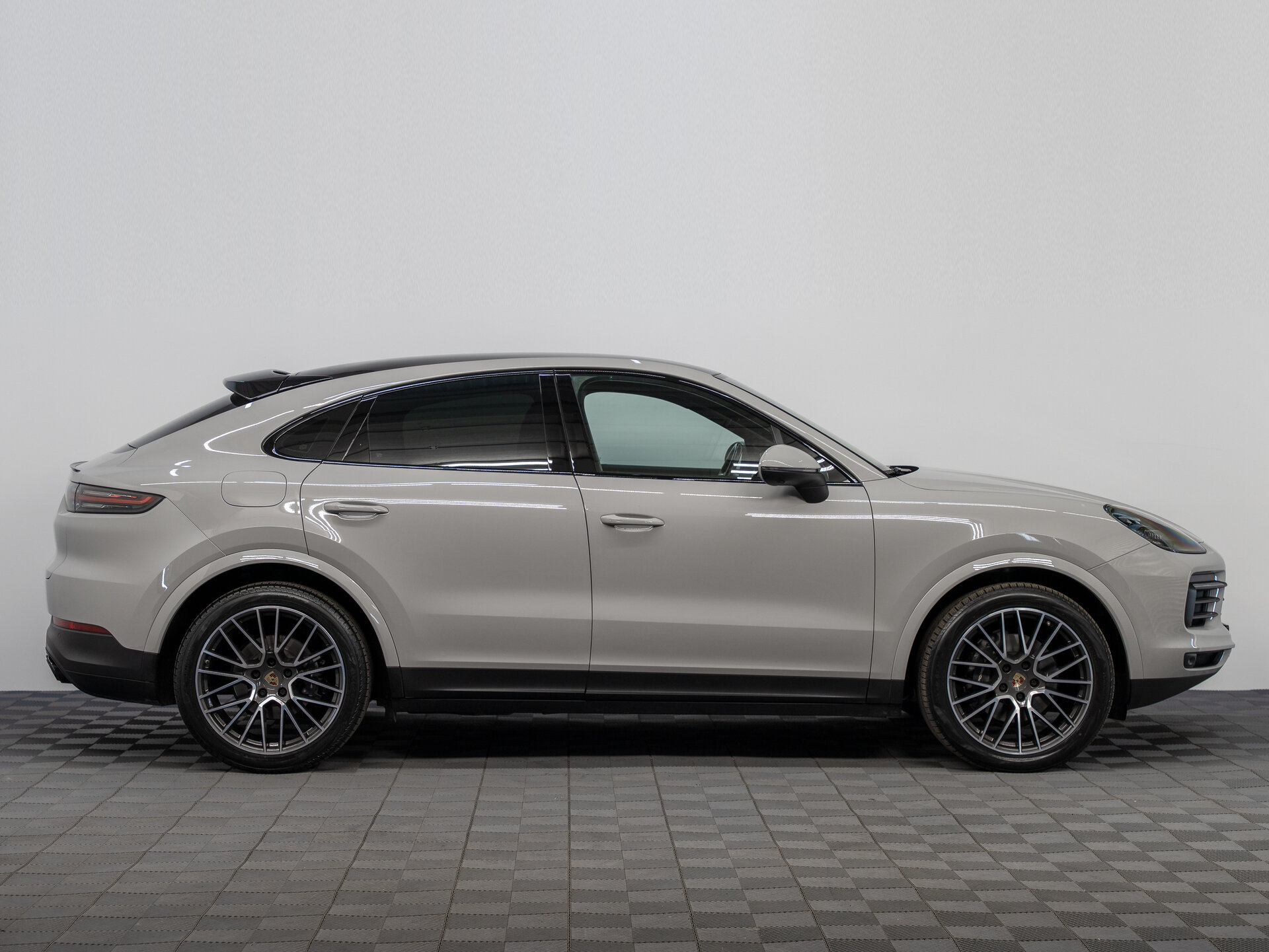 Автомобиль Porsche Cayenne Coupé 3.0 AT (340 л.с.) 4WD - 4