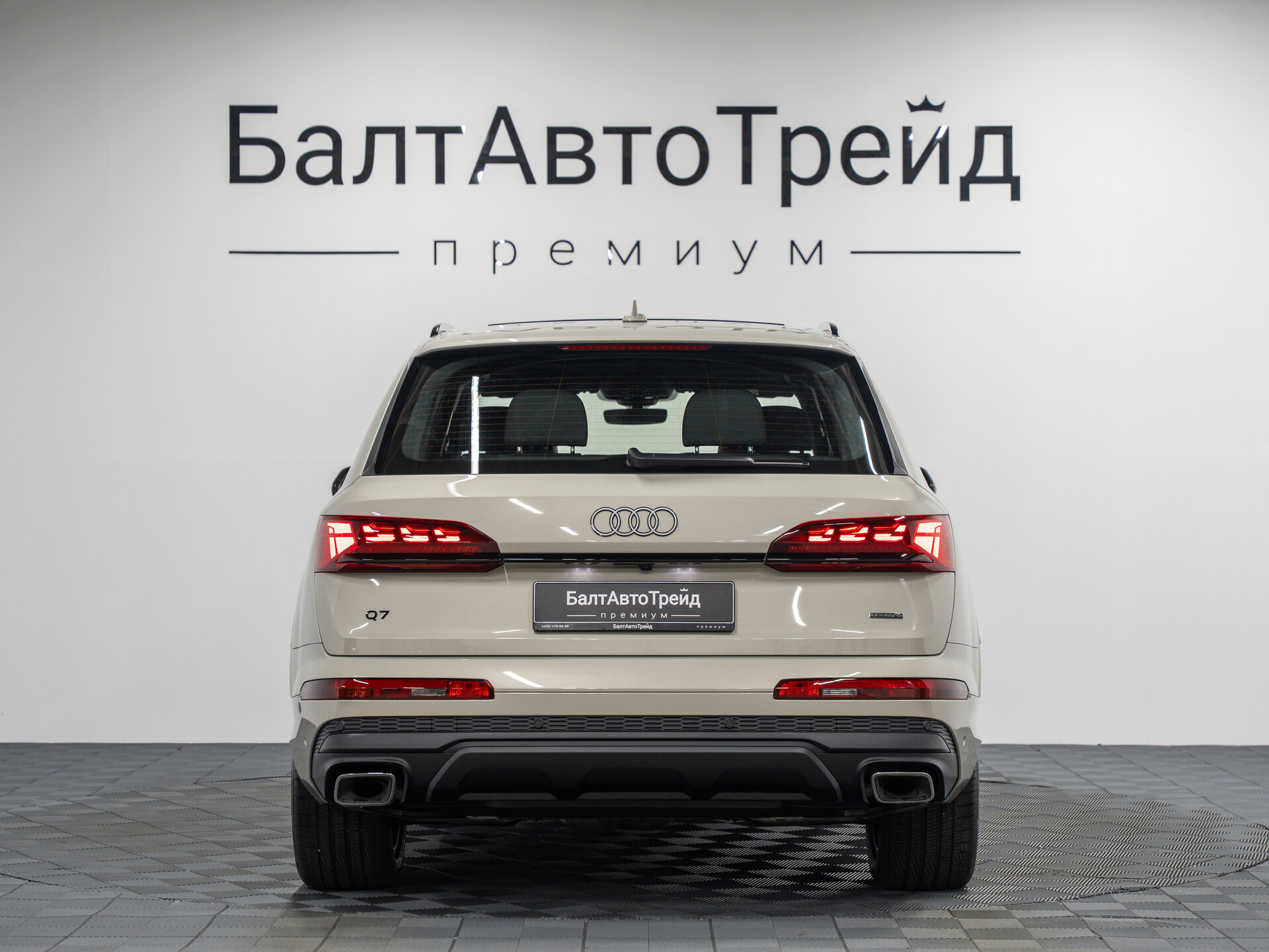 Автомобиль Audi Q7 55 TFSI 3.0 AT (340 л.с.) 4WD - 8