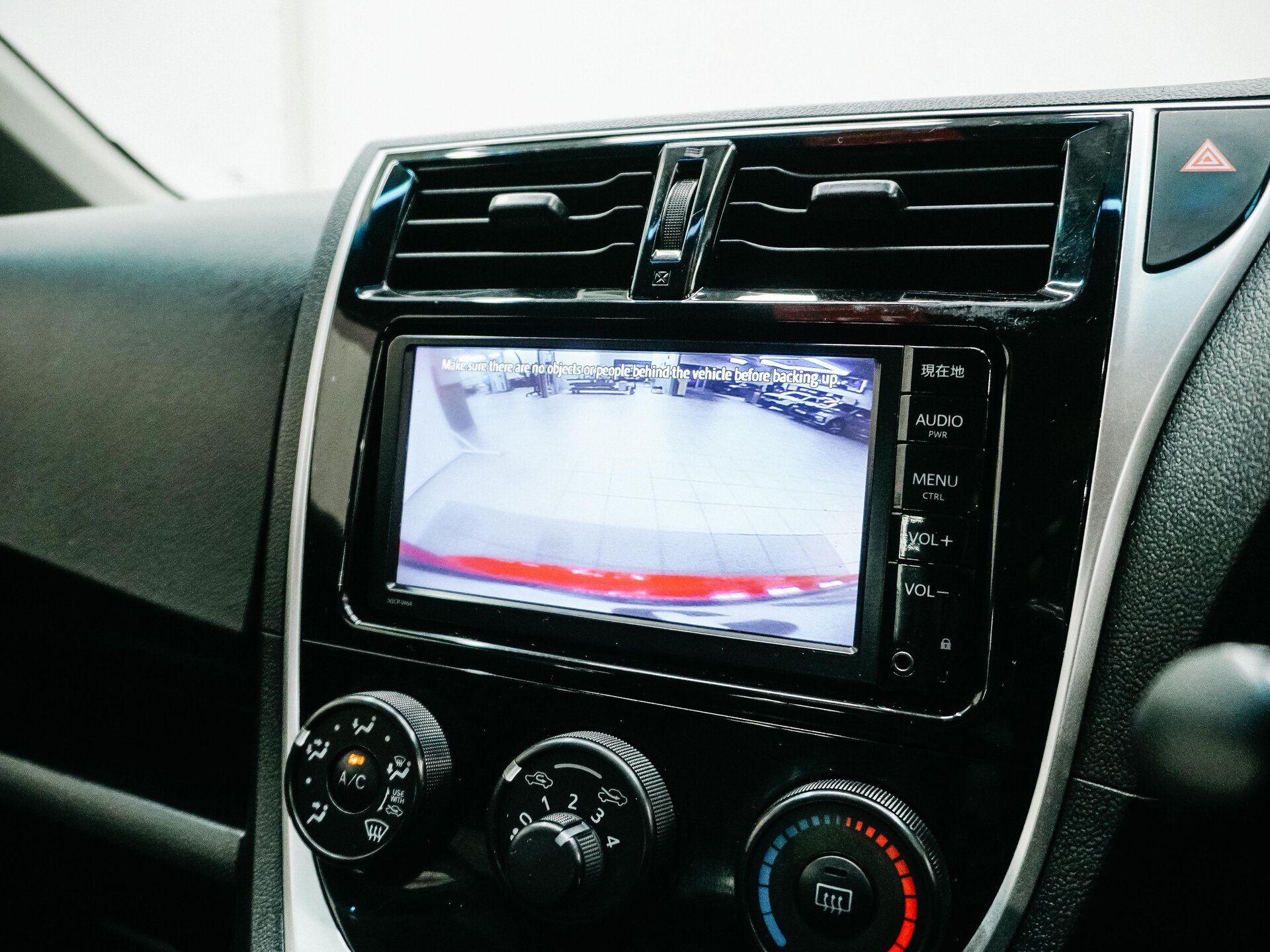 Toyota Ractis 2015 22