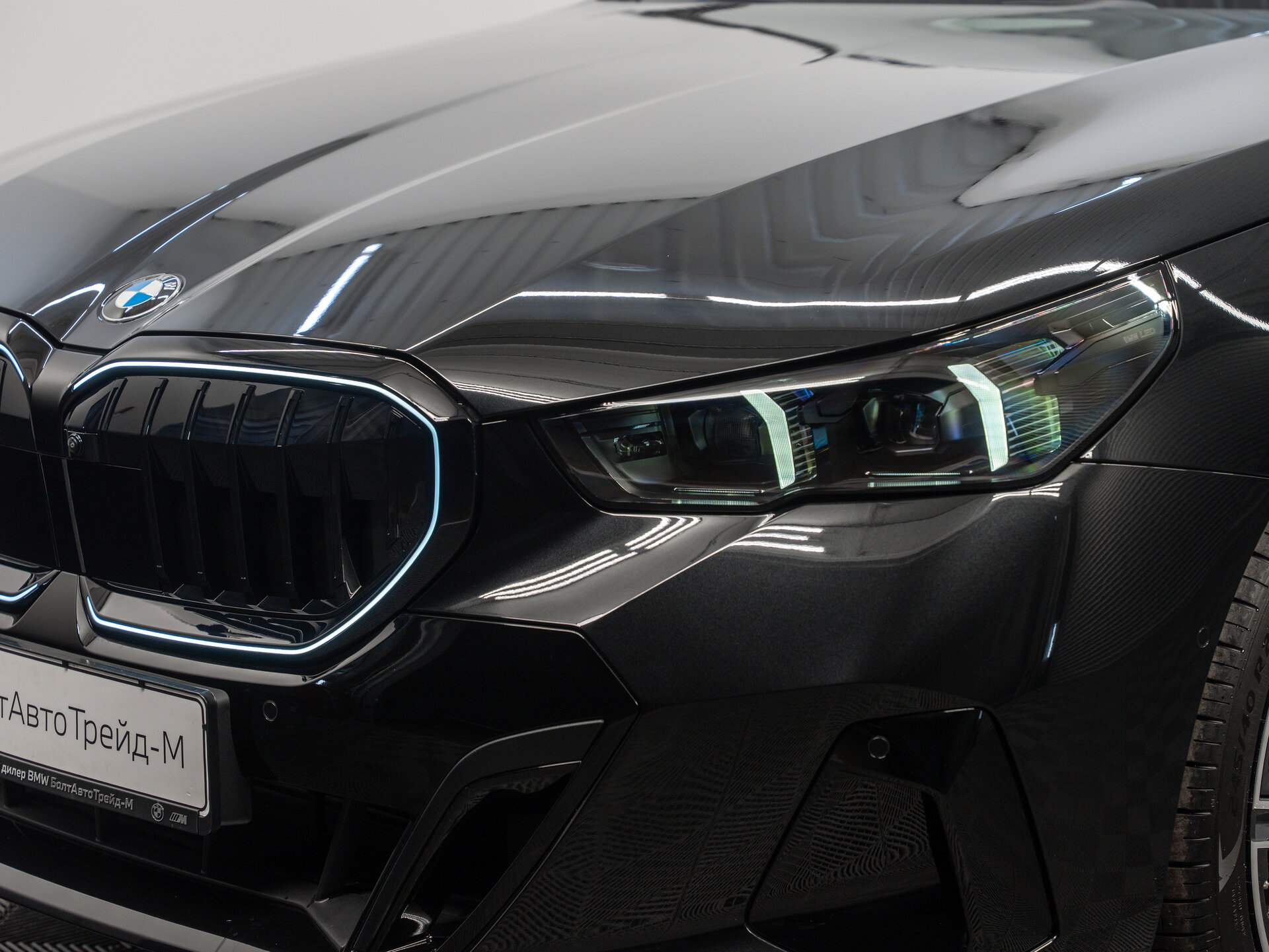 Автомобиль BMW 5 серии 540d xDrive 3.0d AT (303 л.с.) 4WD - 9