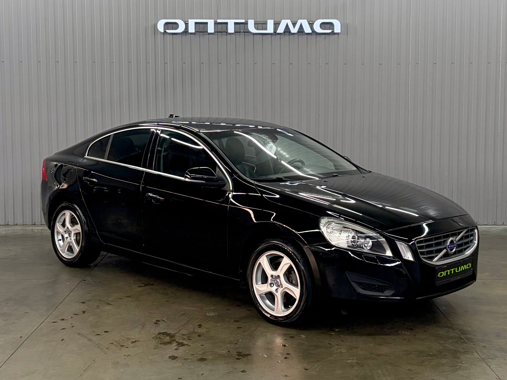 Volvo S60 