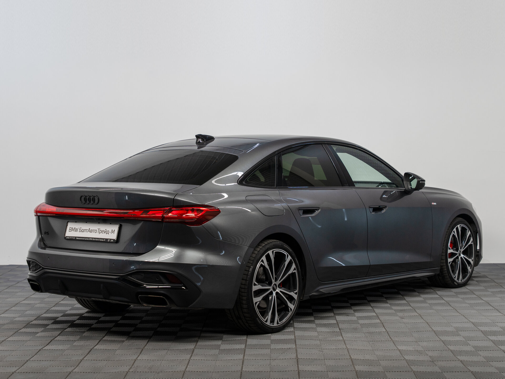 Автомобиль Audi A5 2.0 AMT (204 л.с.) 4WD - 5