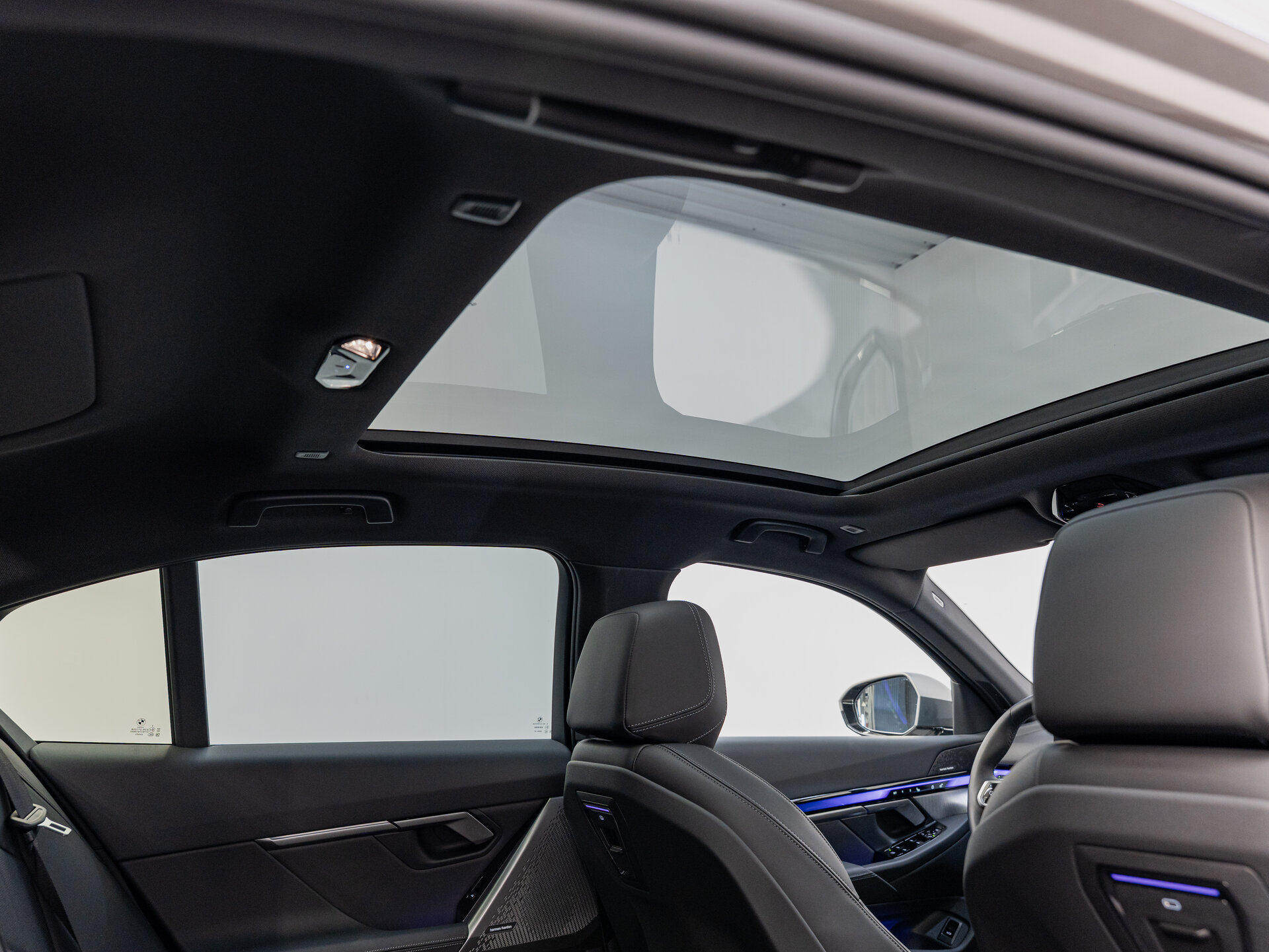 Автомобиль BMW 5 серии 520d xDrive 2.0d AT (197 л.с.) 4WD - 19